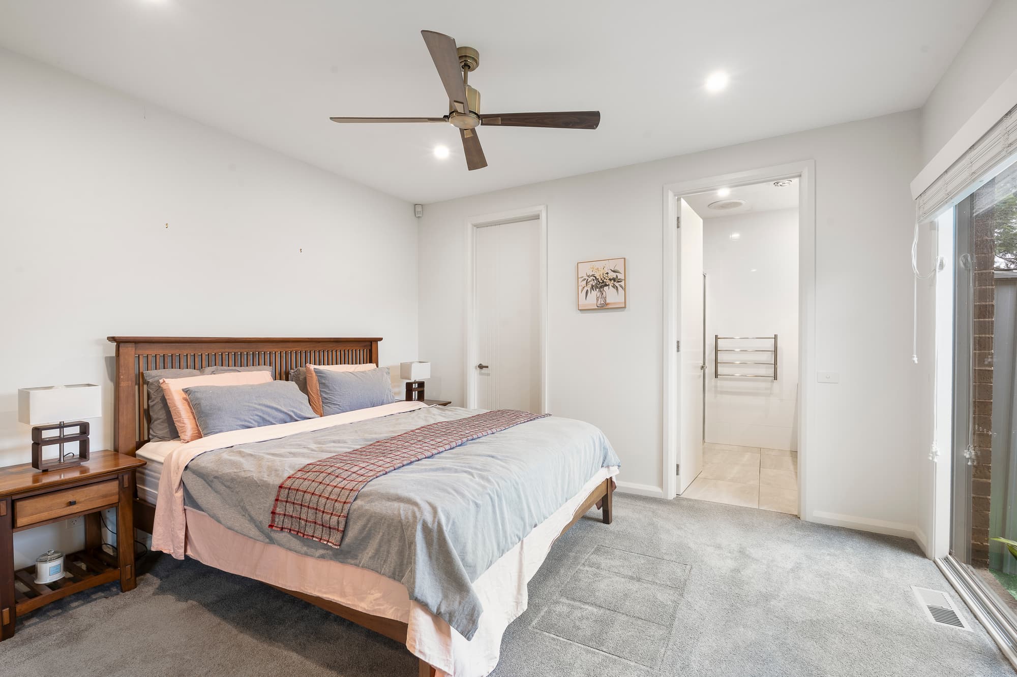 Unit 2/90 George Street, Doncaster East - Thumbnail 8