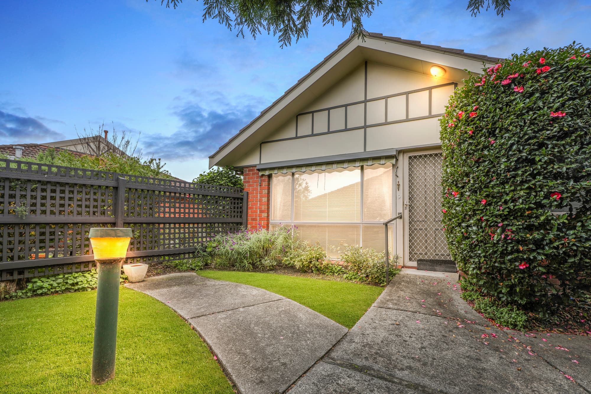 19/26 Barrina Street, Blackburn South - Image 1