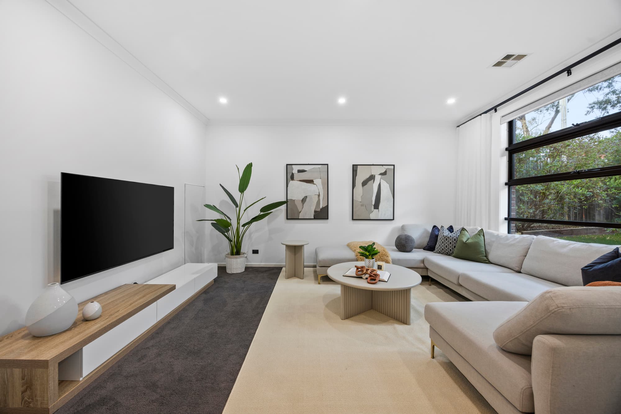 25 Middlefield Drive, Blackburn North - Thumbnail 2