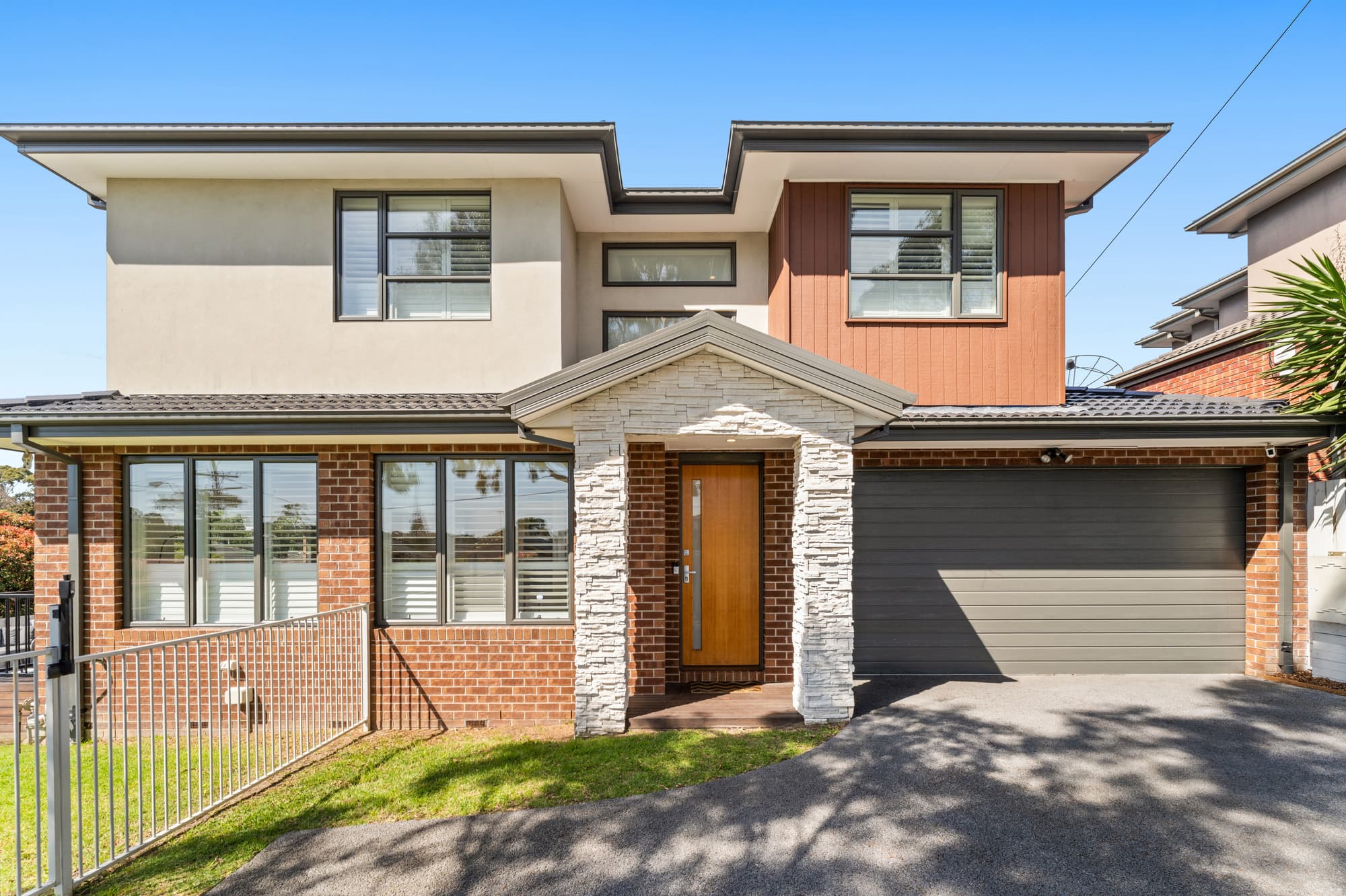 1/212 Stephensons Road, Mount Waverley - Image 1