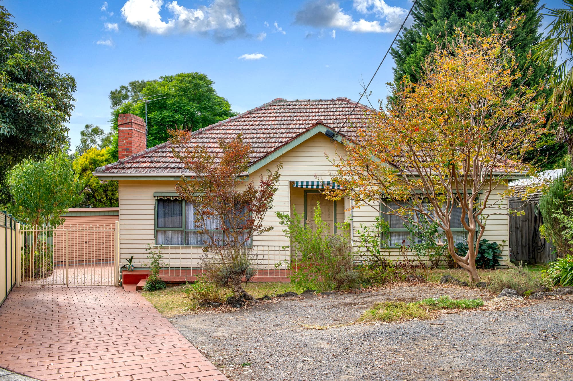 29 Loraine Avenue, Box Hill North - Thumbnail 2