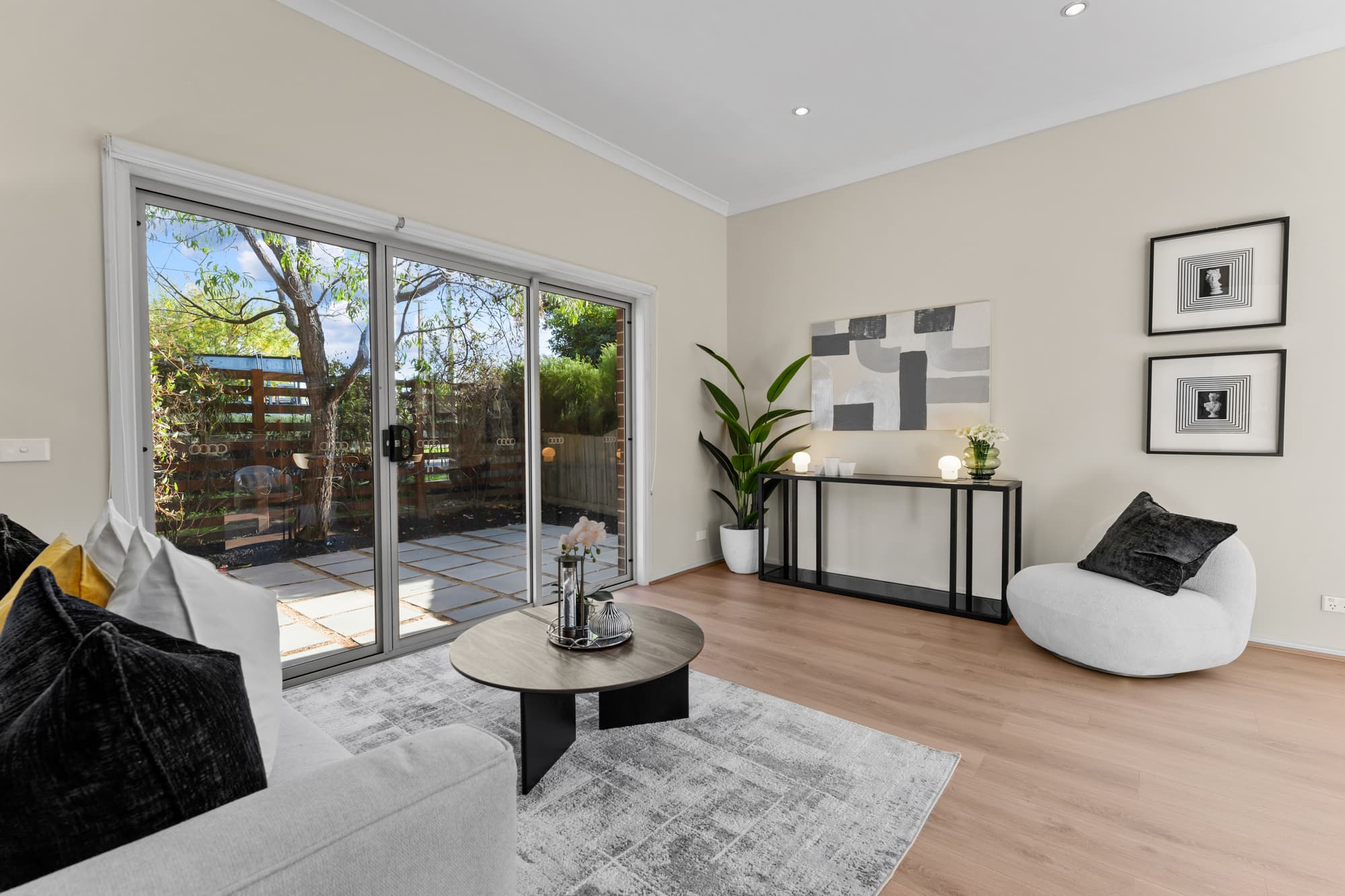 1/14 Amdura Road, Doncaster East - Thumbnail 3
