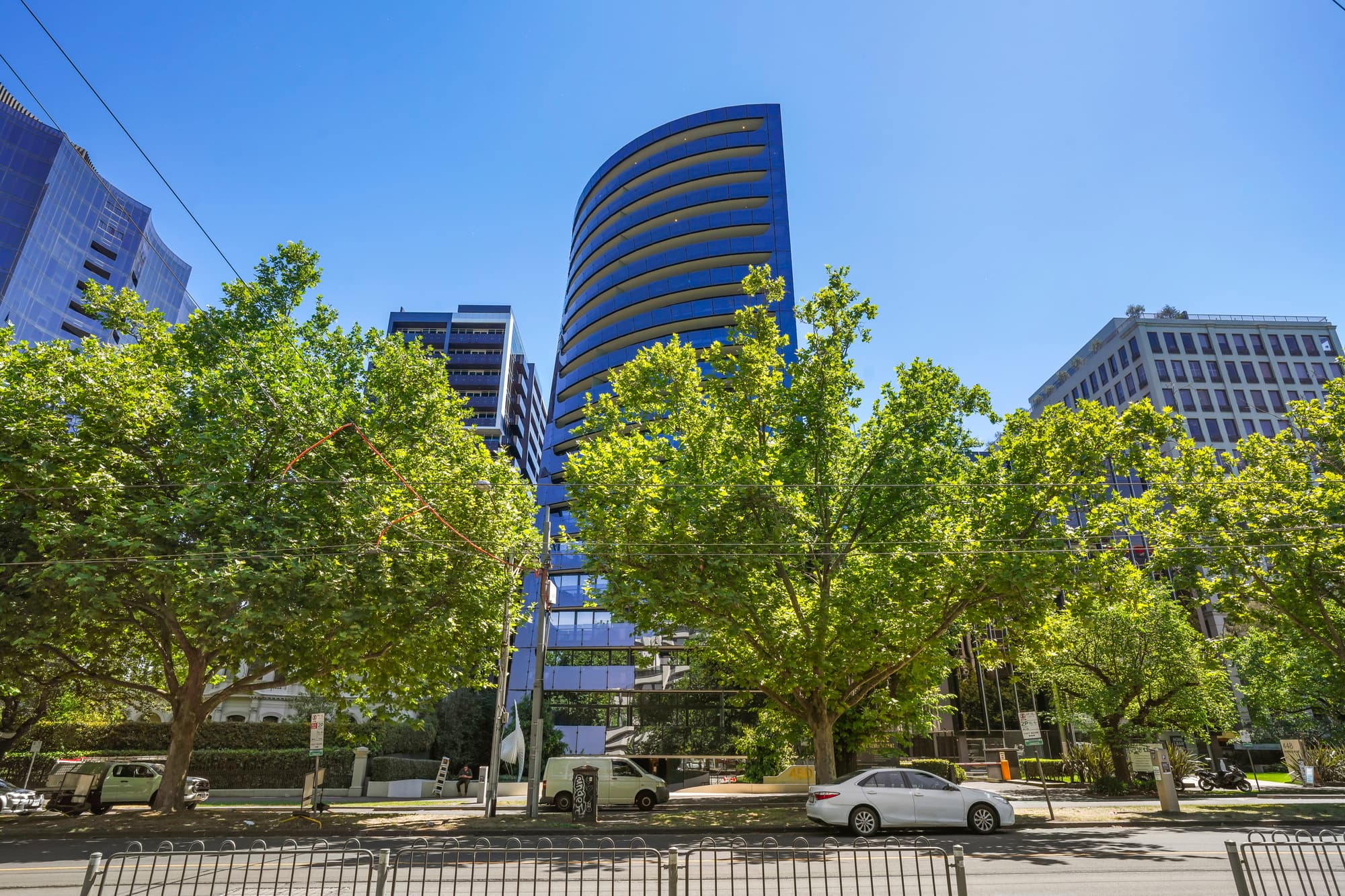 905/450 Saint Kilda Road, Melbourne - Thumbnail 2