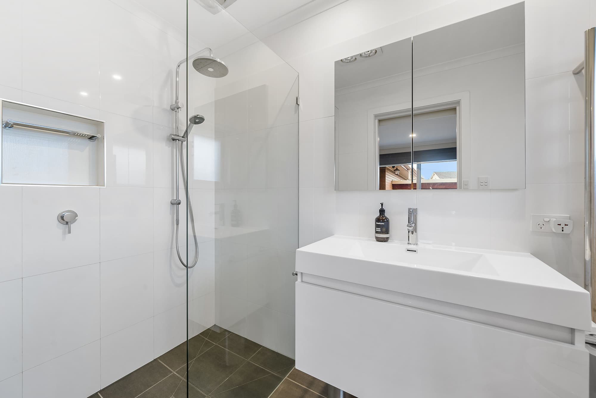 9 Dinadan Court, Glen Waverley - Thumbnail 7