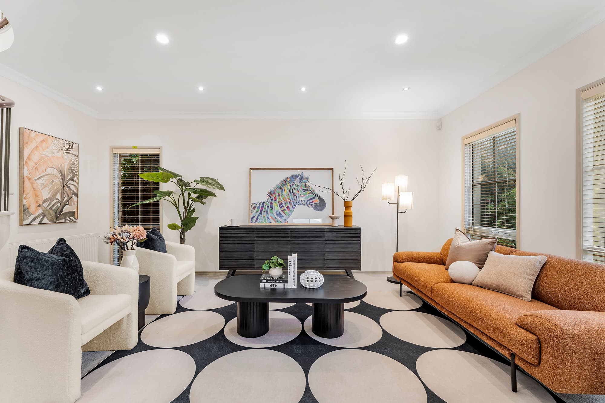 4 Woodhall Wynd, Donvale - Thumbnail 2