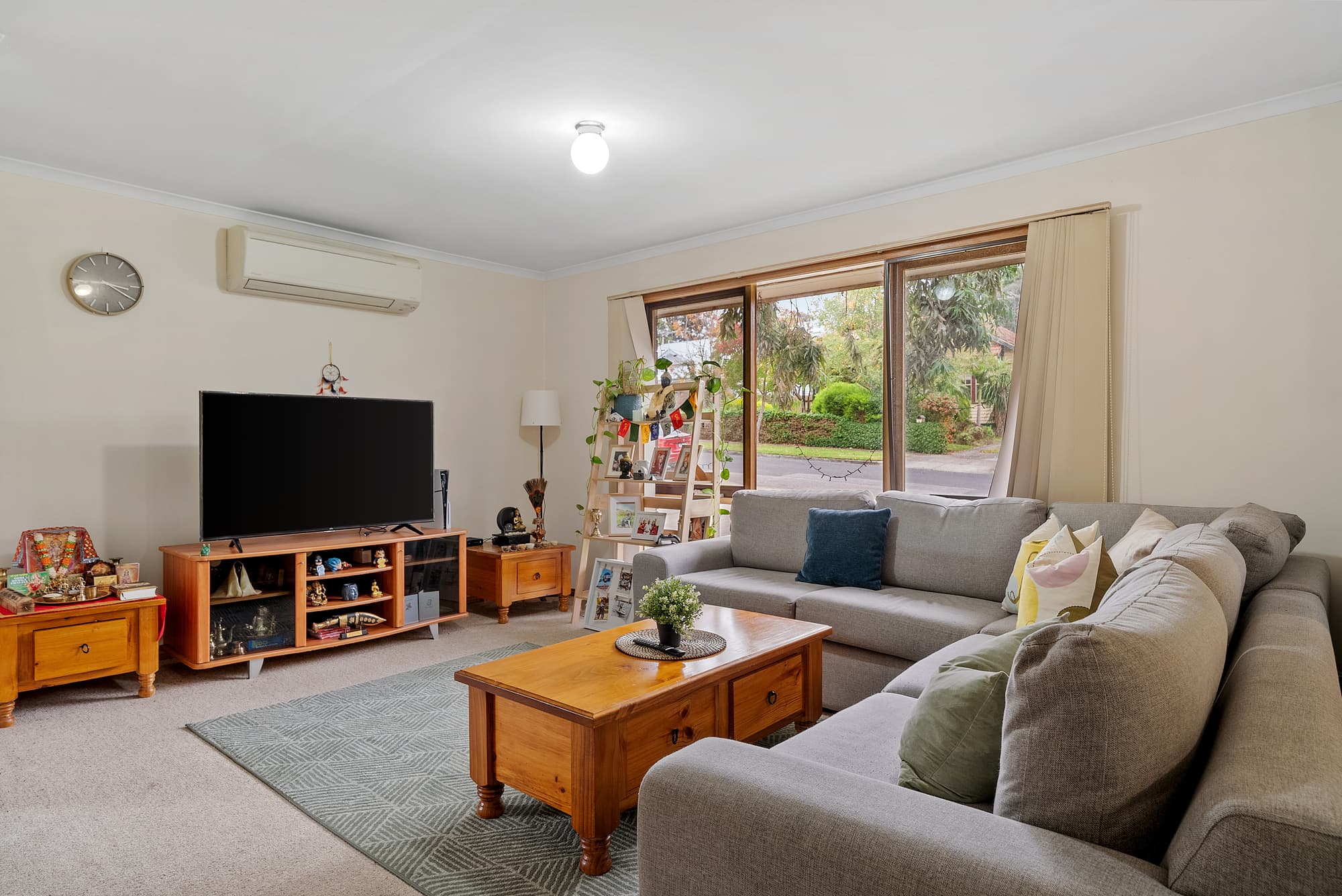 1/3 Catherine Street, Box Hill - Thumbnail 3