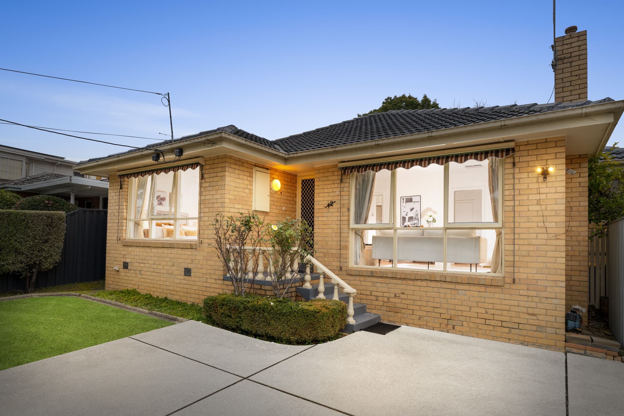 1/42 Koonung Road, Blackburn North - Image 1