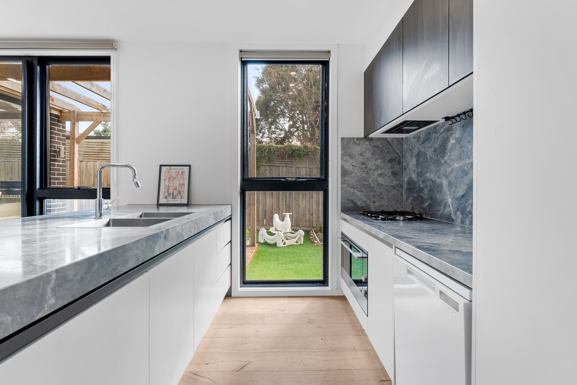4/1-3 Shafer Road, Blackburn North - Thumbnail 6