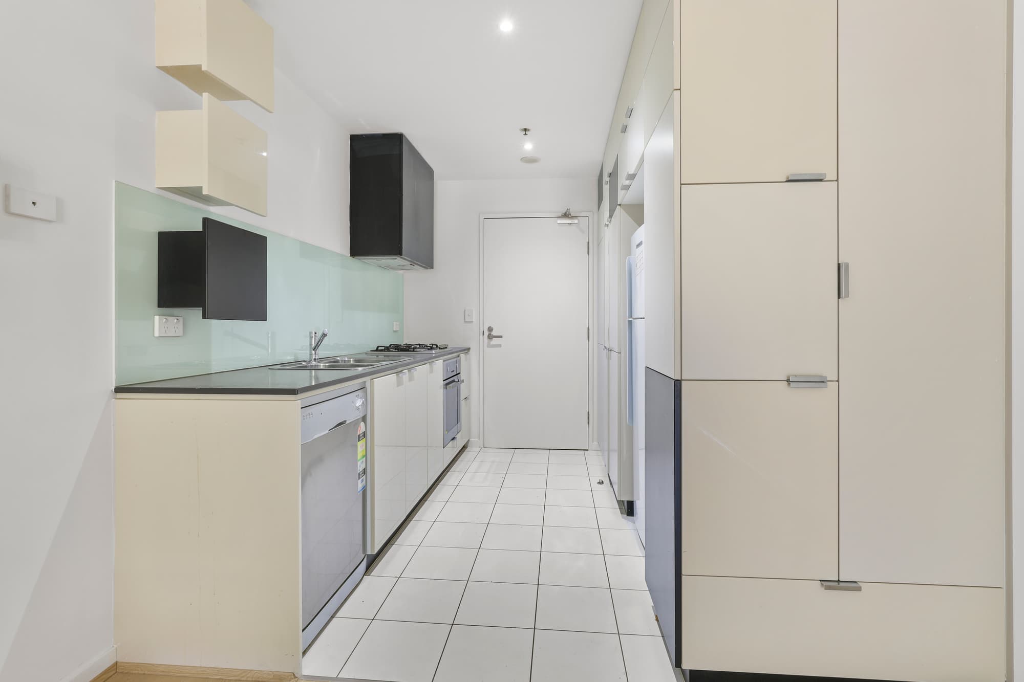 2/15-21 Harrow Street, Box Hill - Thumbnail 4