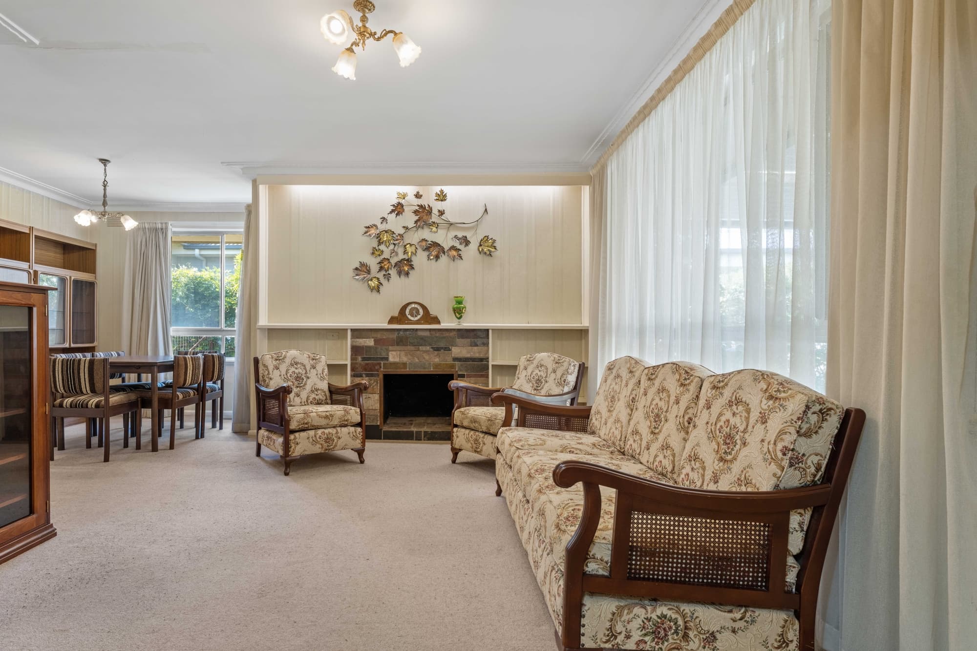 35 Swan Street, Blackburn South - Thumbnail 3