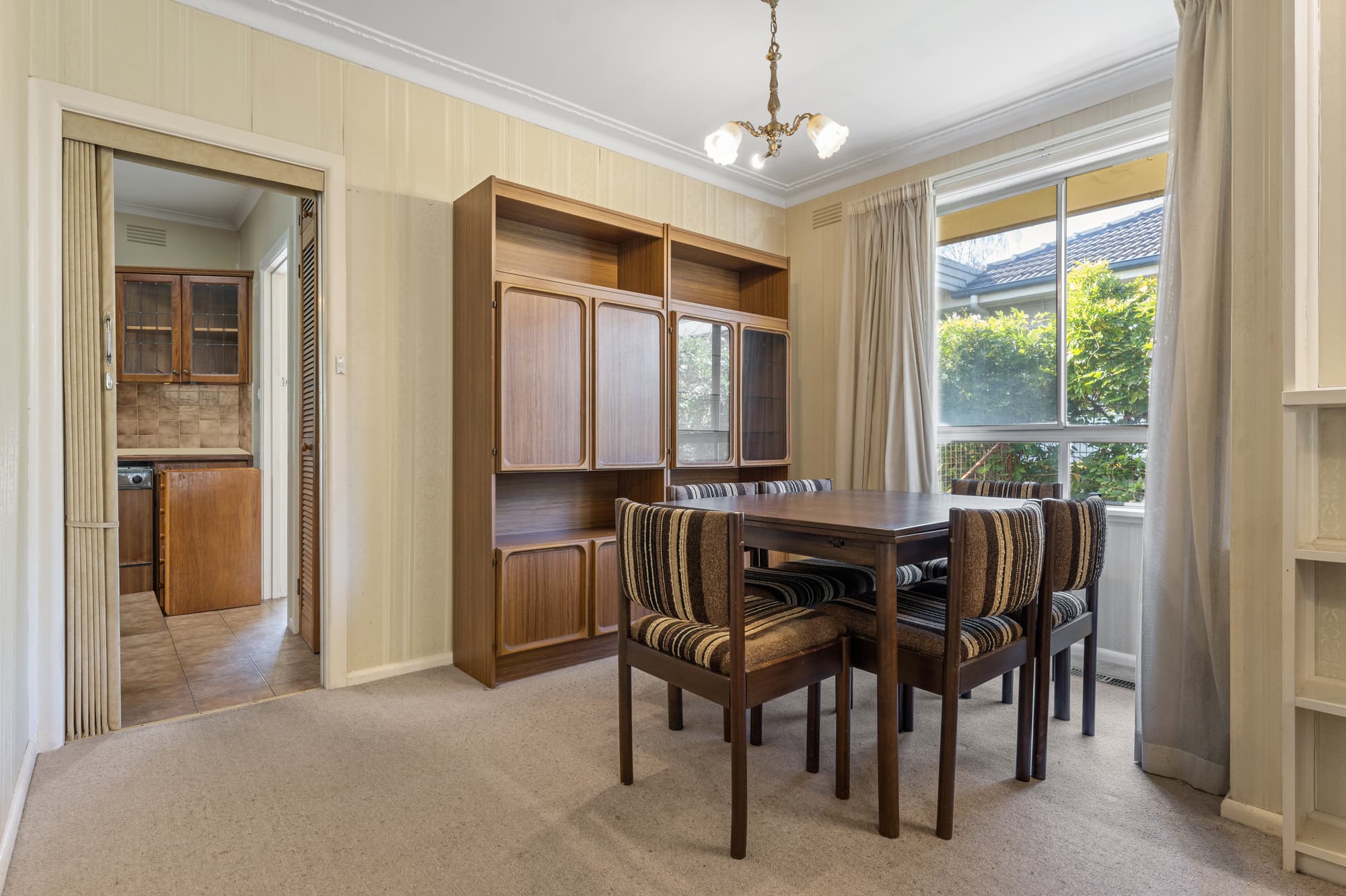 35 Swan Street, Blackburn South - Thumbnail 5