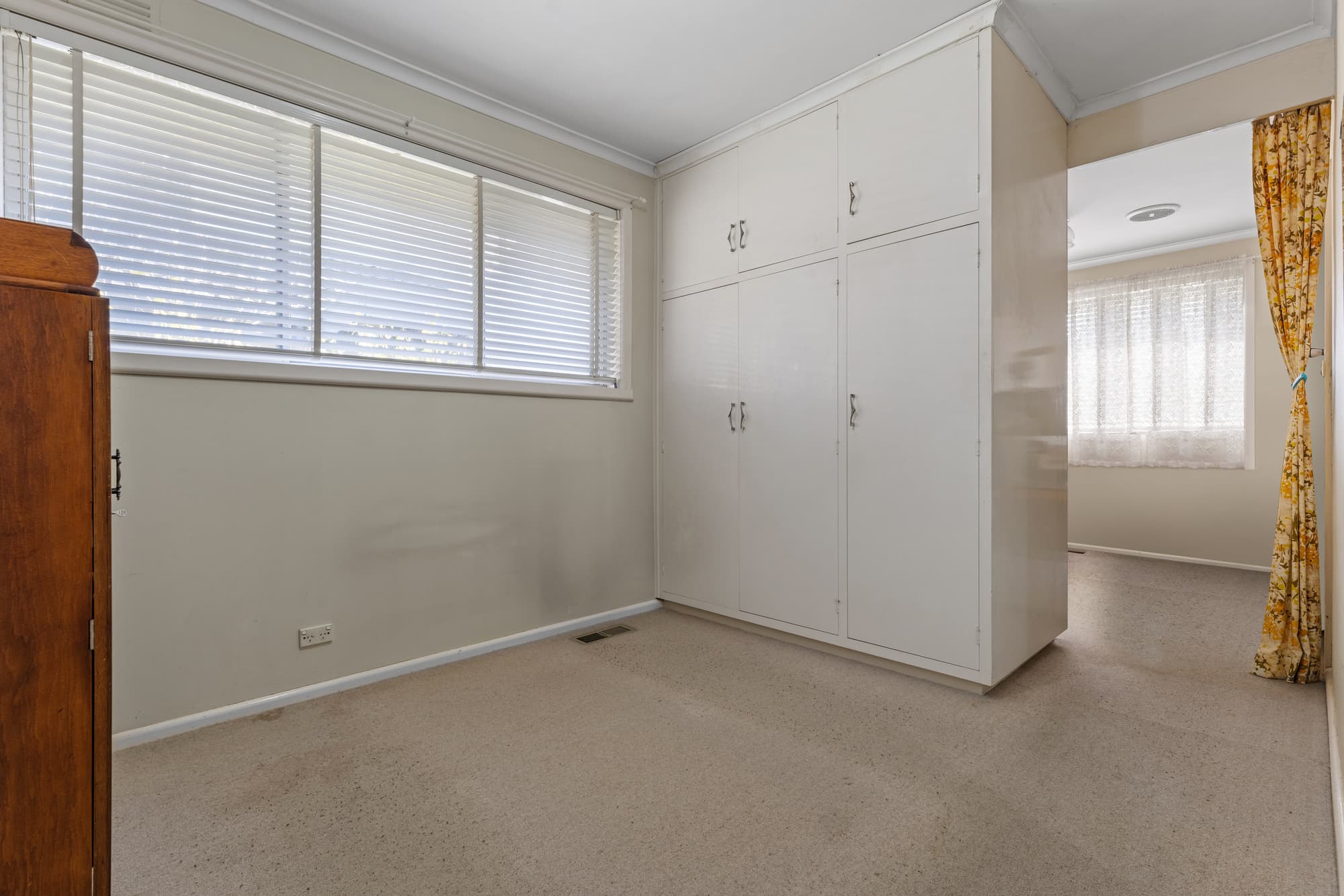 35 Swan Street, Blackburn South - Thumbnail 7