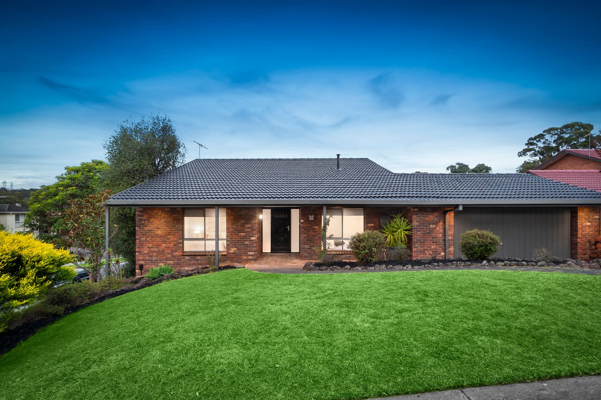 1 Lisa Close, Doncaster East - Thumbnail 2