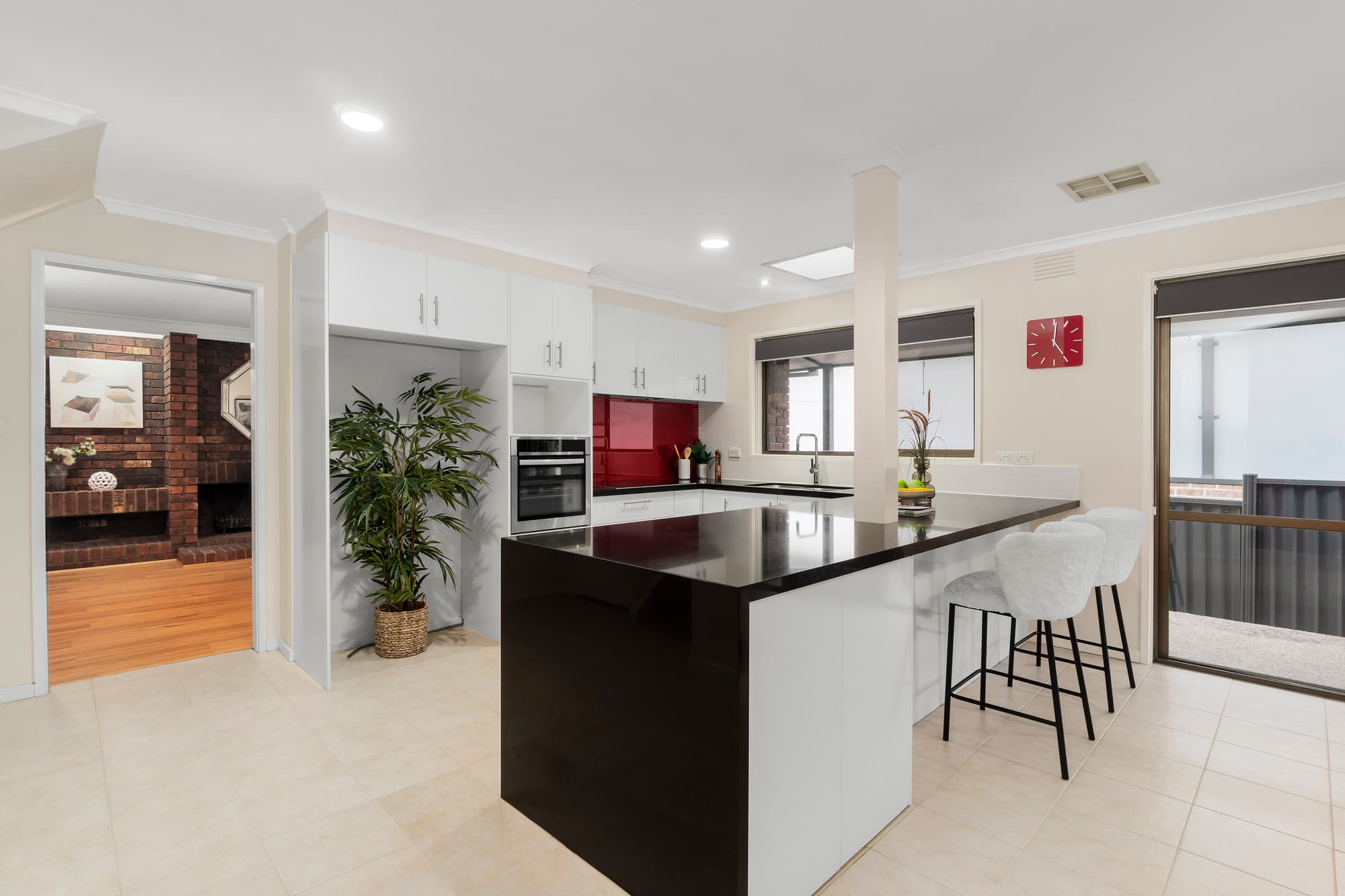 1 Lisa Close, Doncaster East - Thumbnail 3