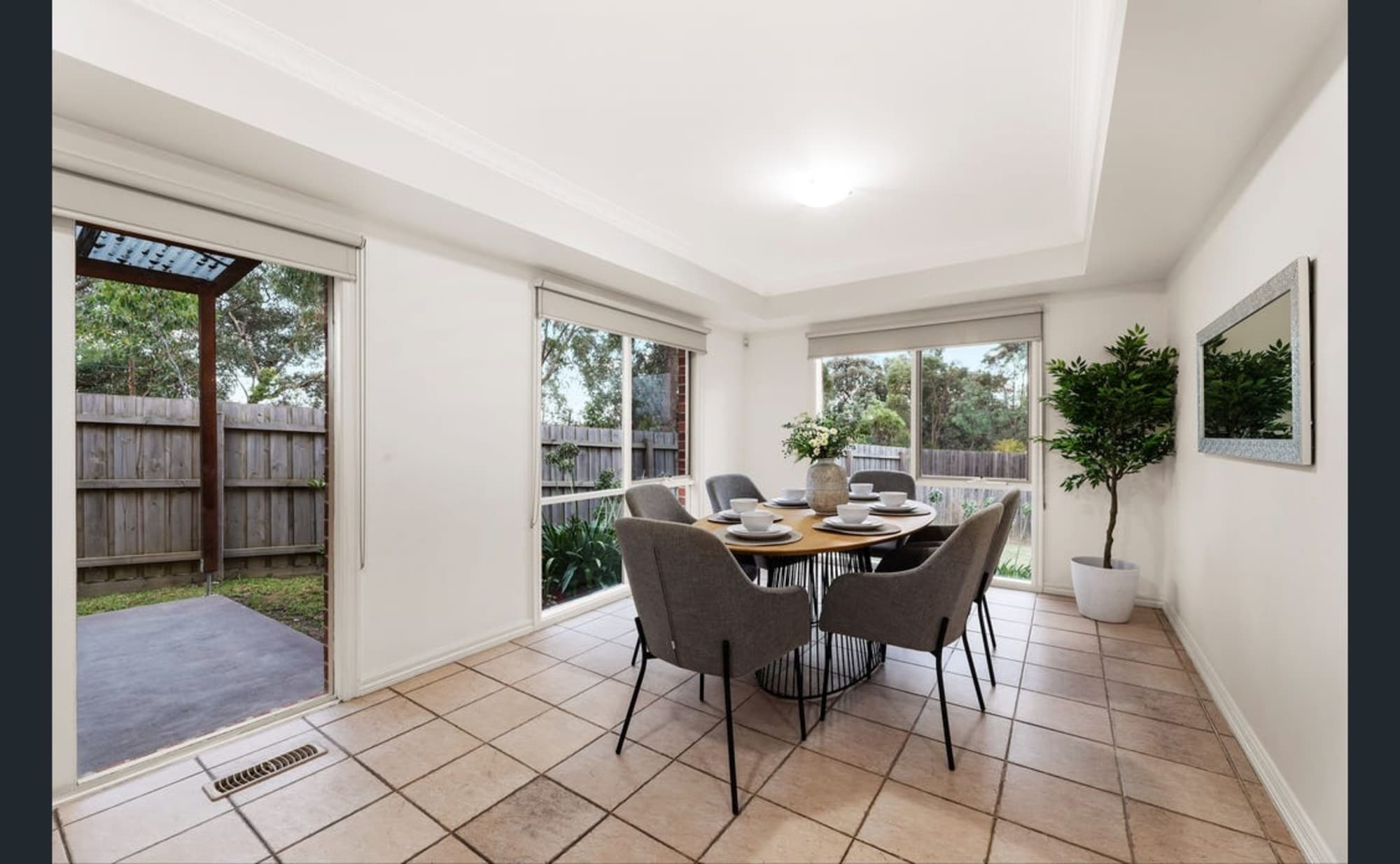 11A Santa Rosa Boulevard, Doncaster East - Thumbnail 4