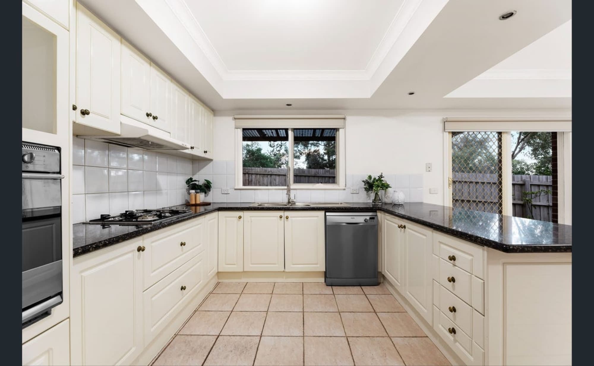 11A Santa Rosa Boulevard, Doncaster East - Thumbnail 5