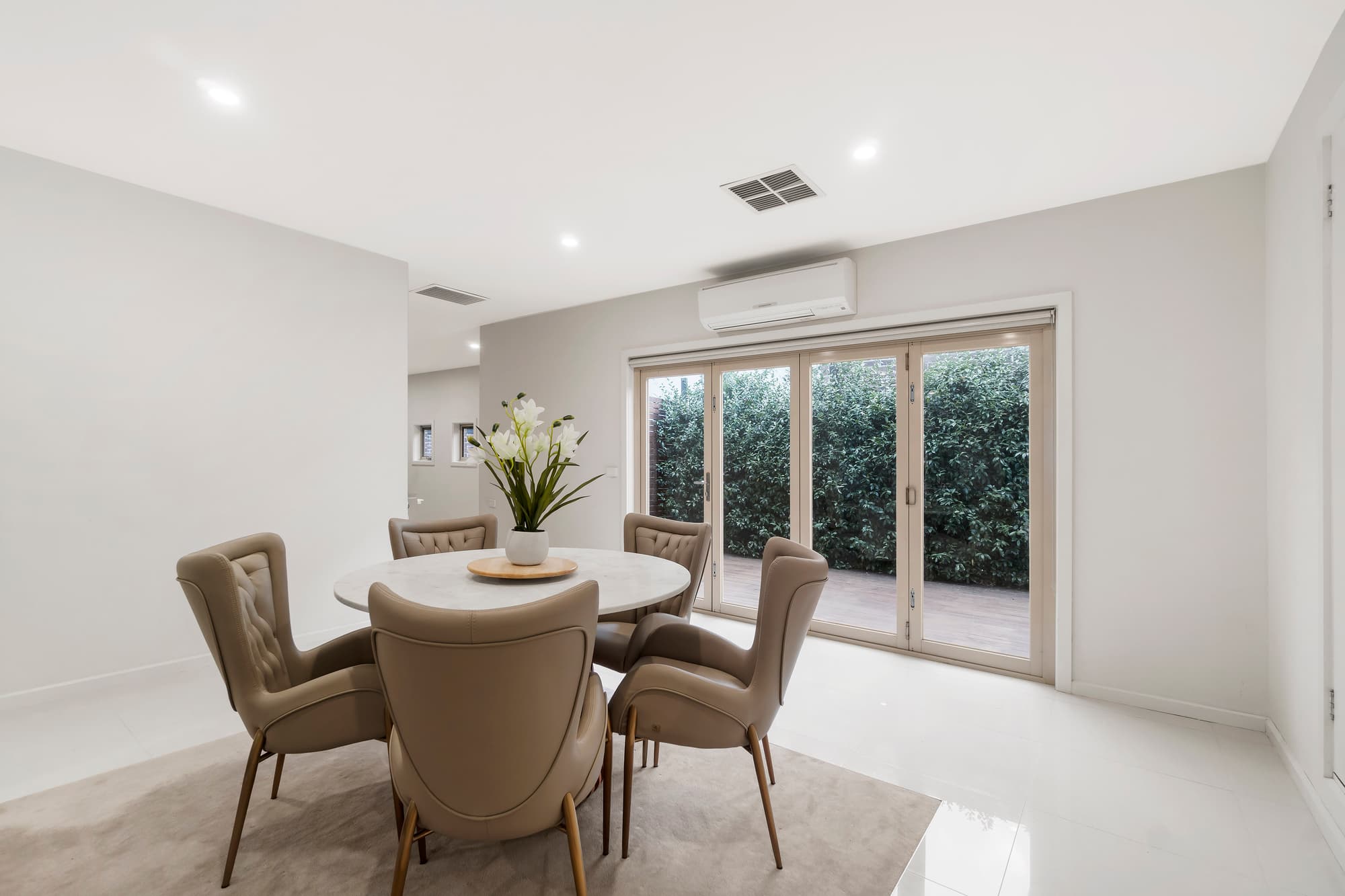 2/28 Boronia Grove, Doncaster East - Thumbnail 6