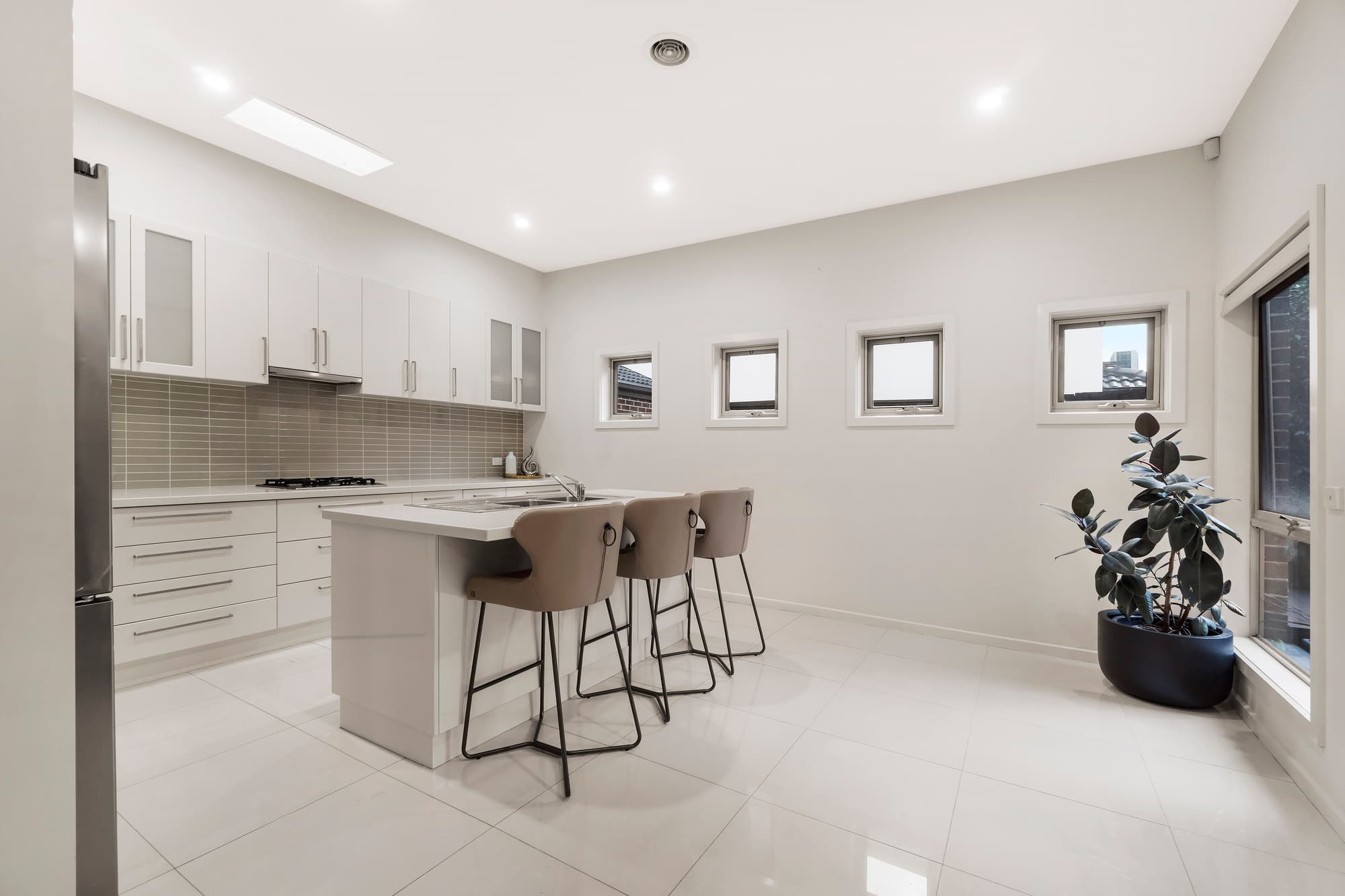 2/28 Boronia Grove, Doncaster East - Thumbnail 7
