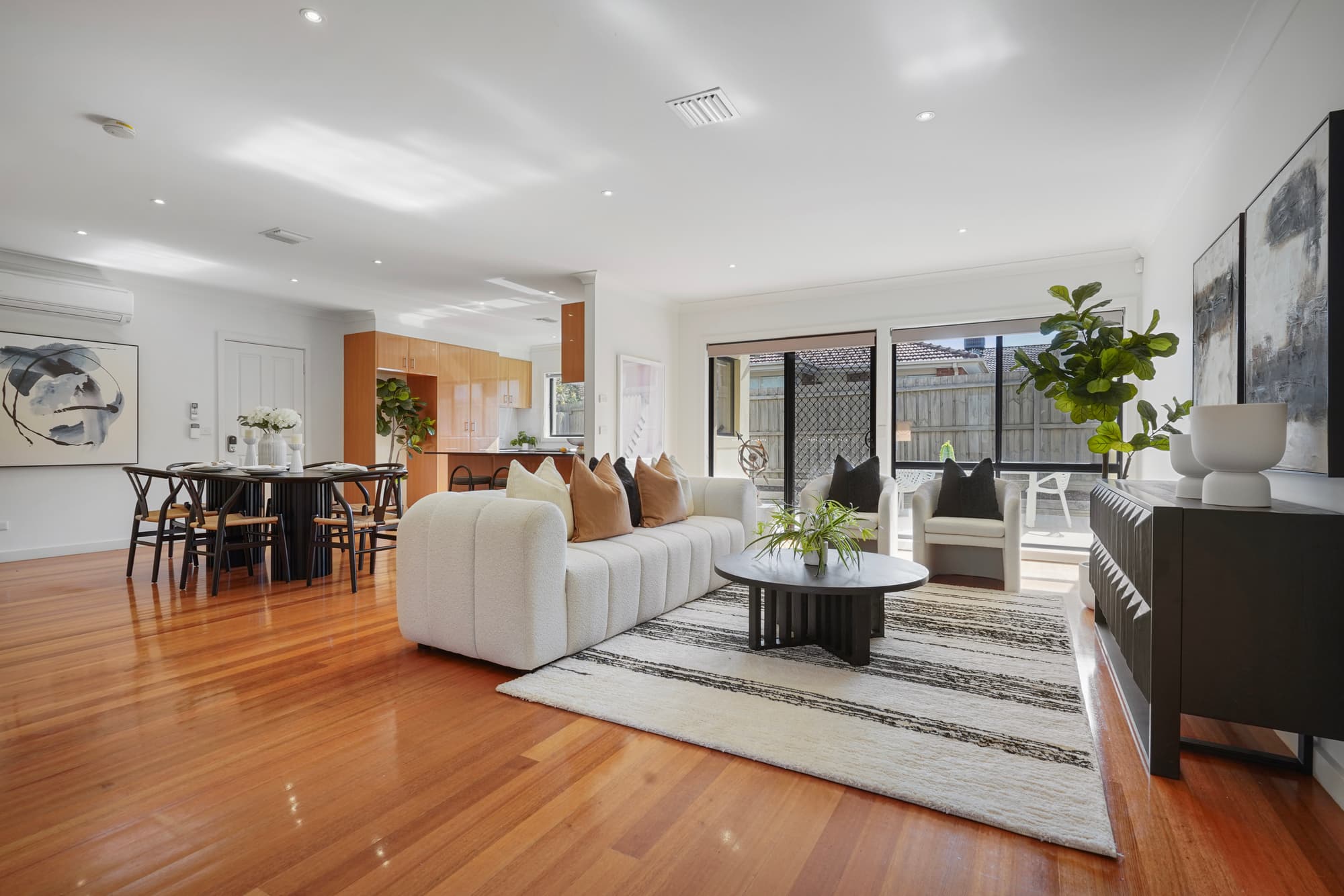 2/421 Middleborough Road, Box Hill - Thumbnail 3