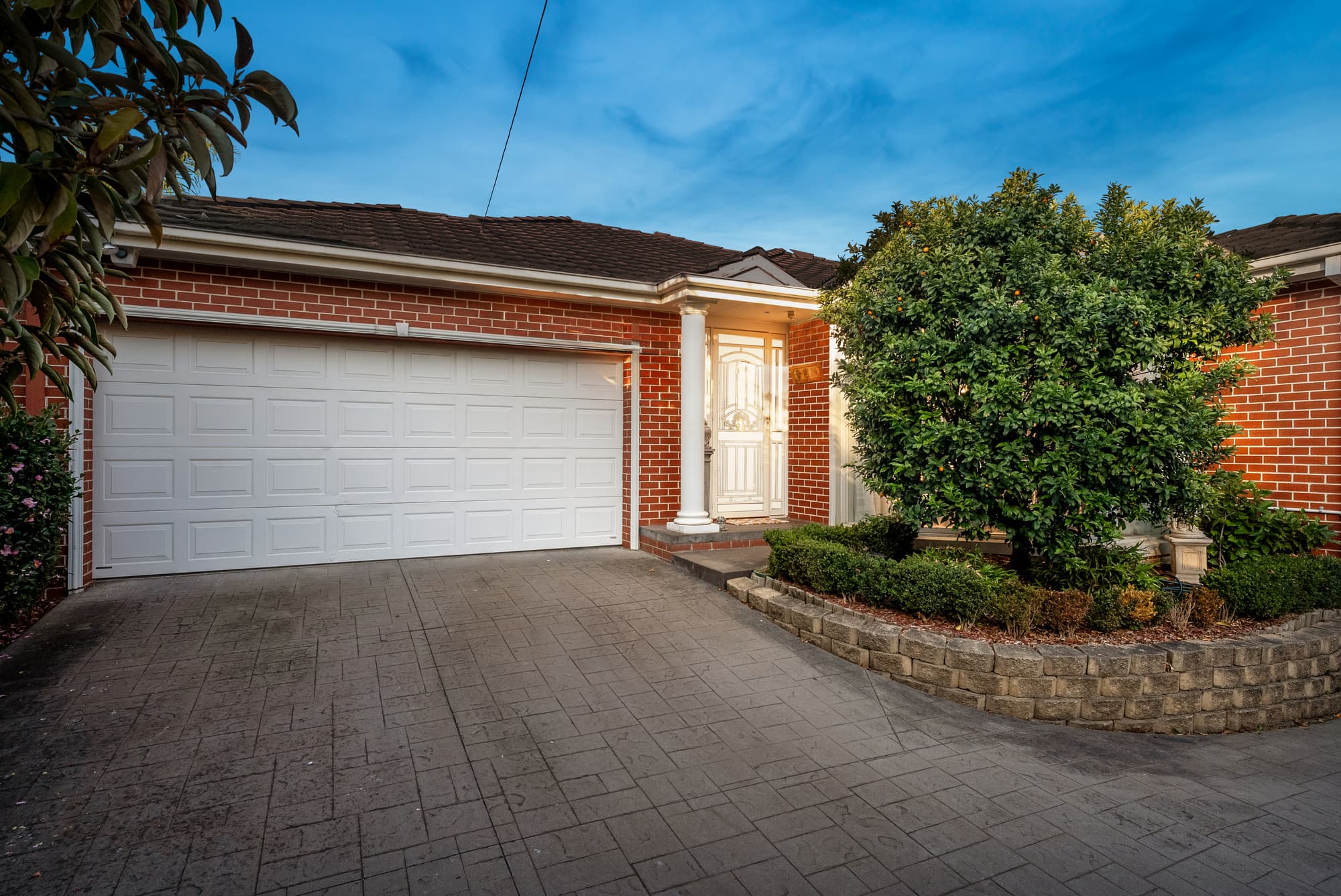 2/11 Kintore Crescent, Box Hill - Thumbnail 2