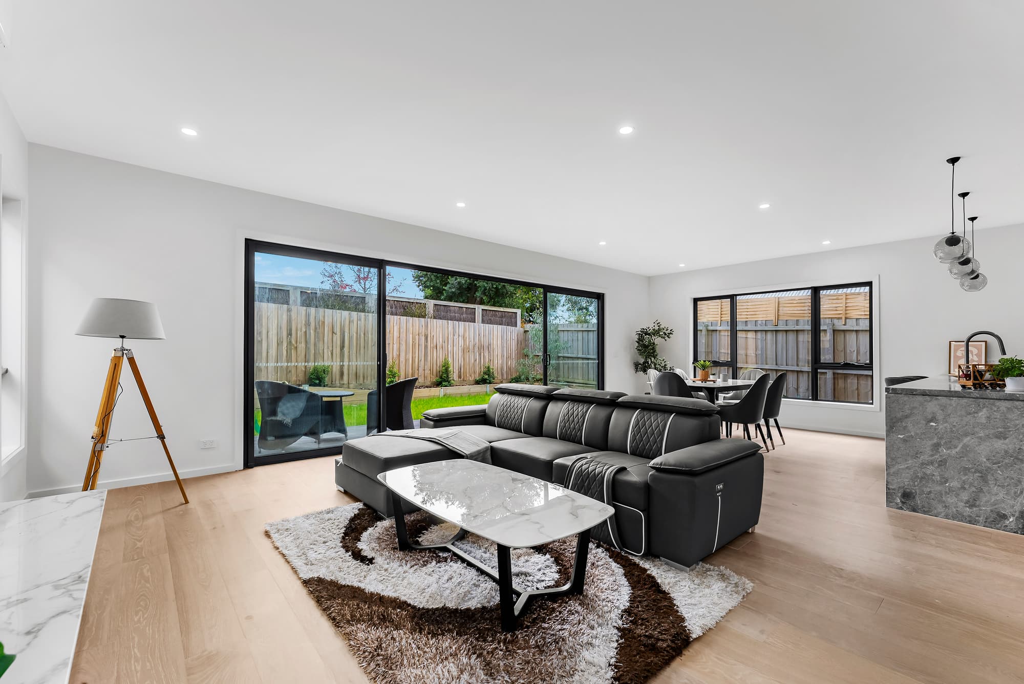2/42 Glenburnie Road, Mitcham - Thumbnail 2
