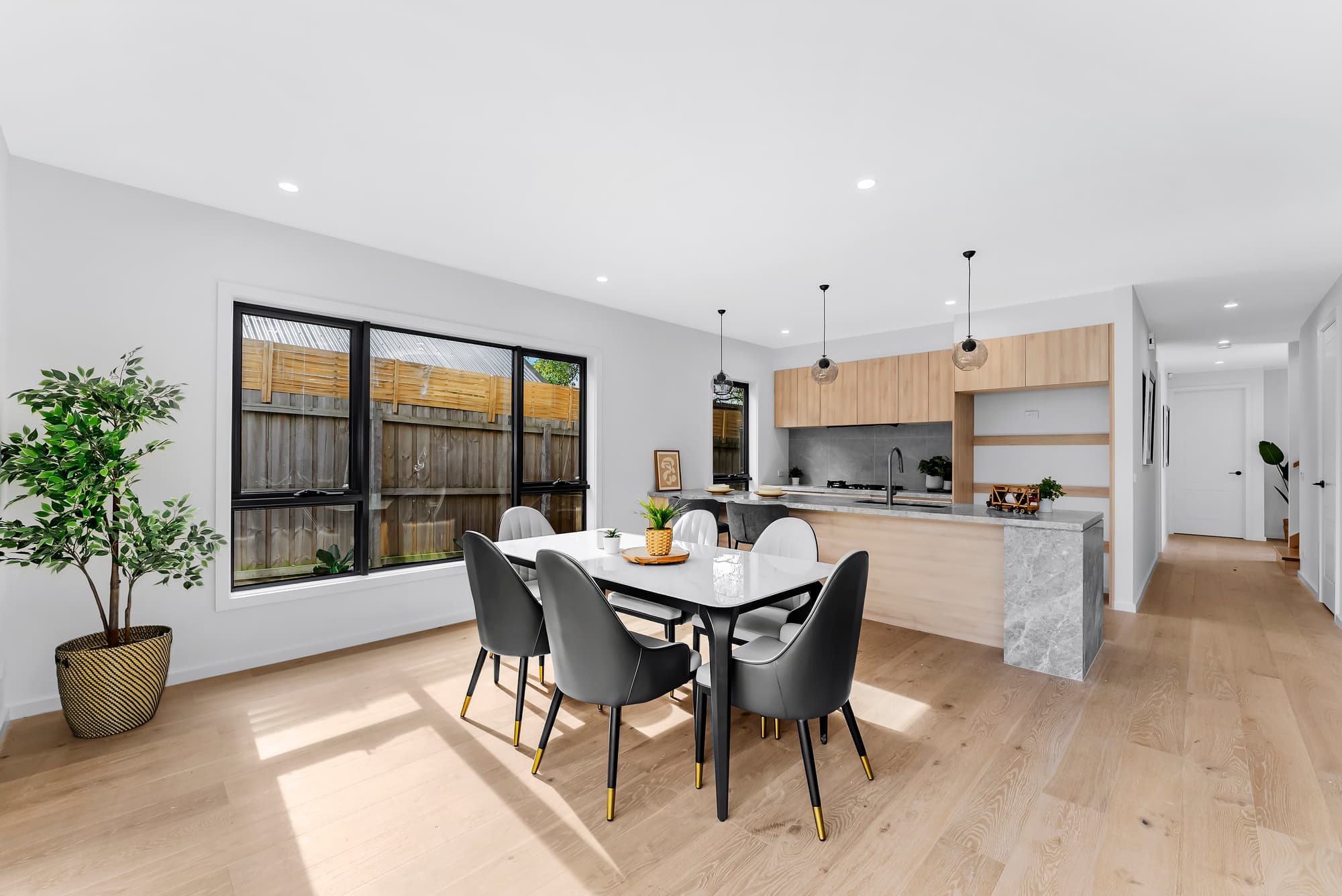 2/42 Glenburnie Road, Mitcham - Thumbnail 3