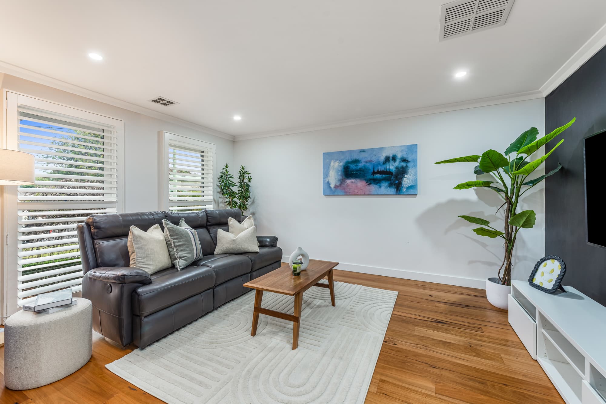 1 Burdon Court, Forest Hill - Thumbnail 4