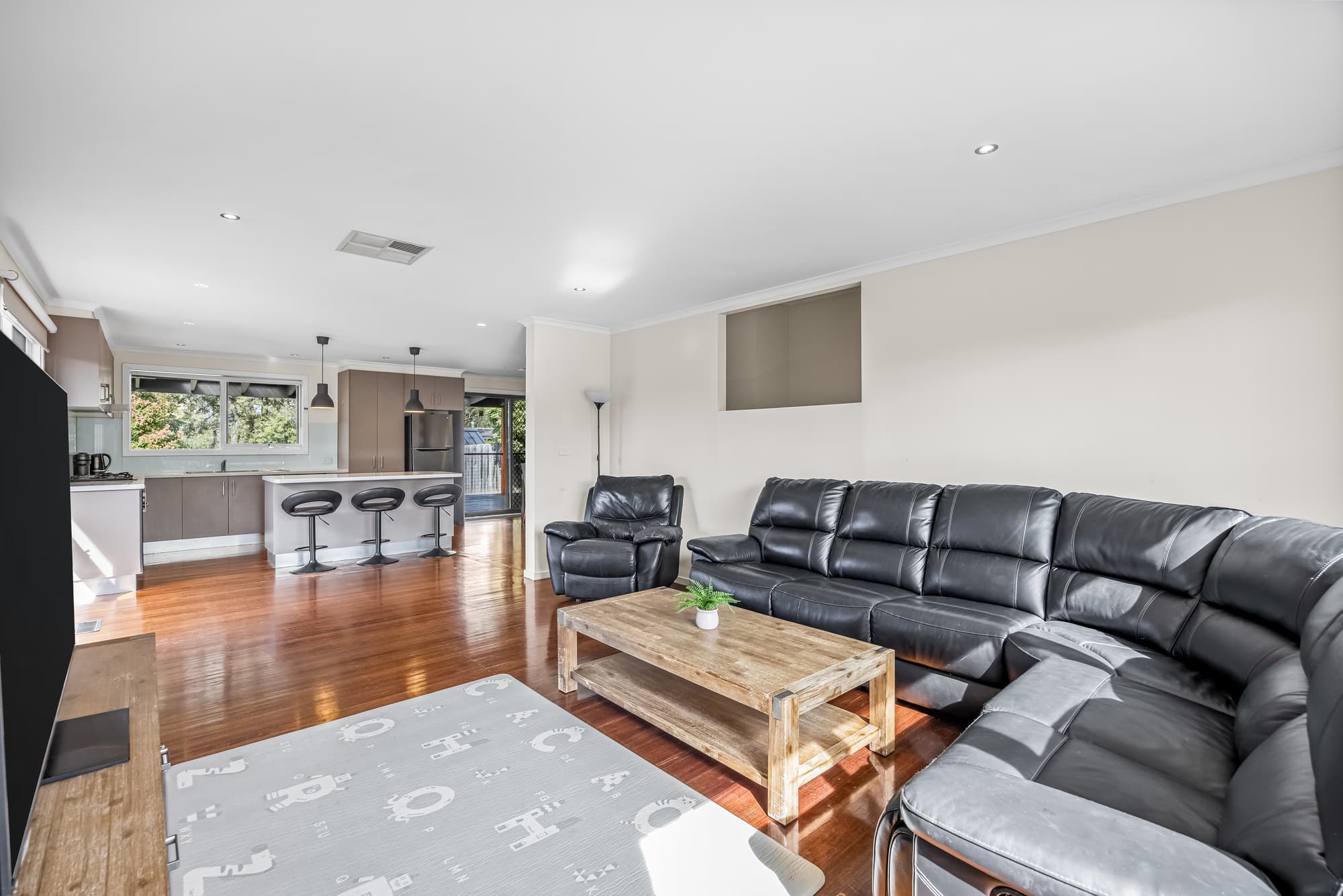 2 Nerida Road, Ringwood - Thumbnail 3
