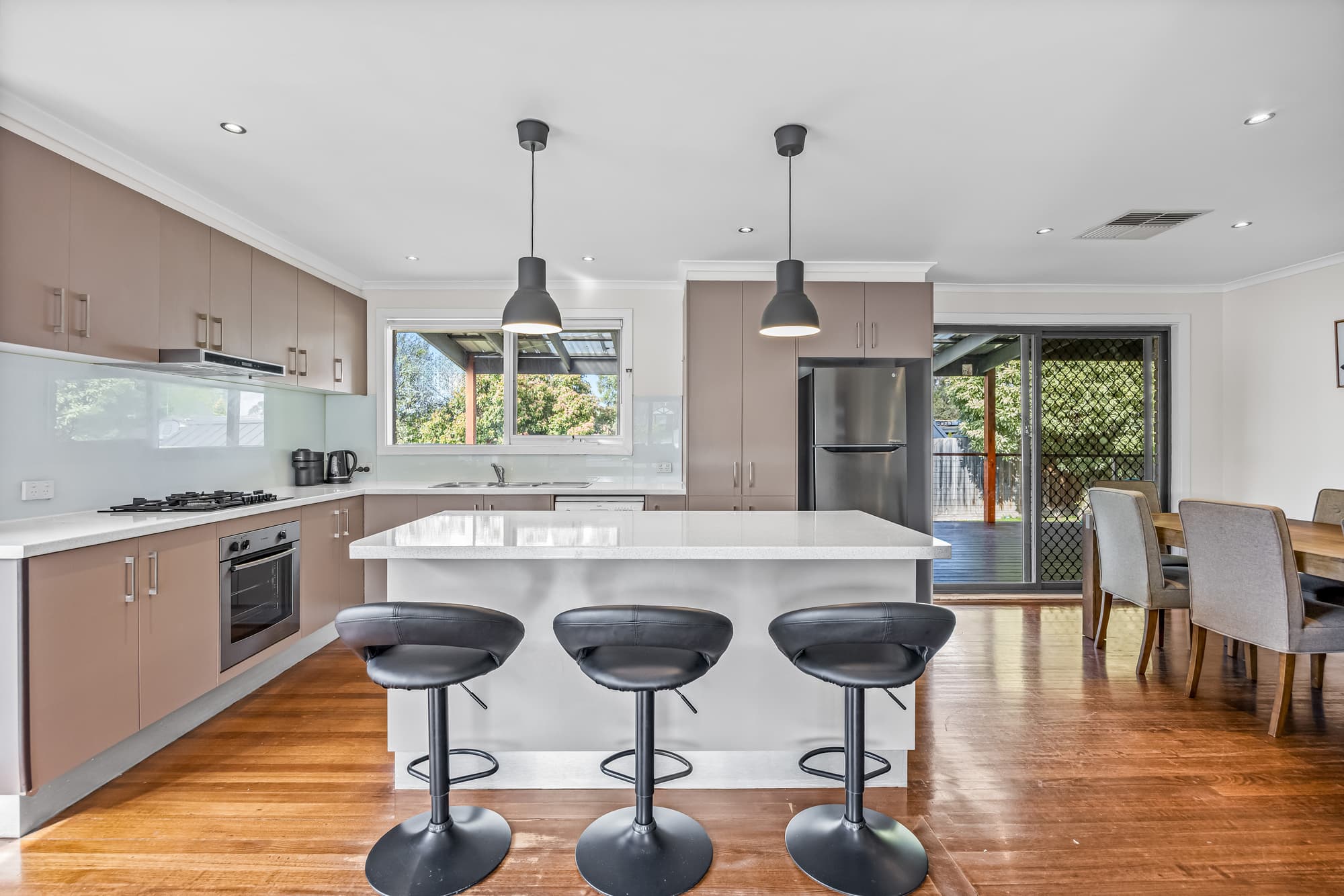 2 Nerida Road, Ringwood - Thumbnail 4