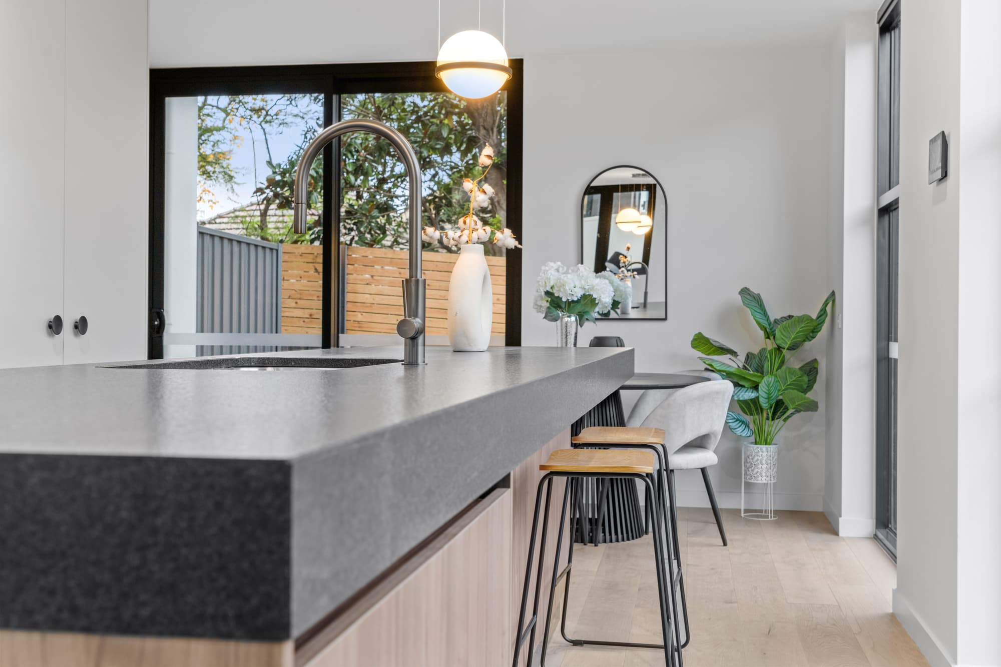 1/876 Toorak Road, Glen Iris - Thumbnail 5