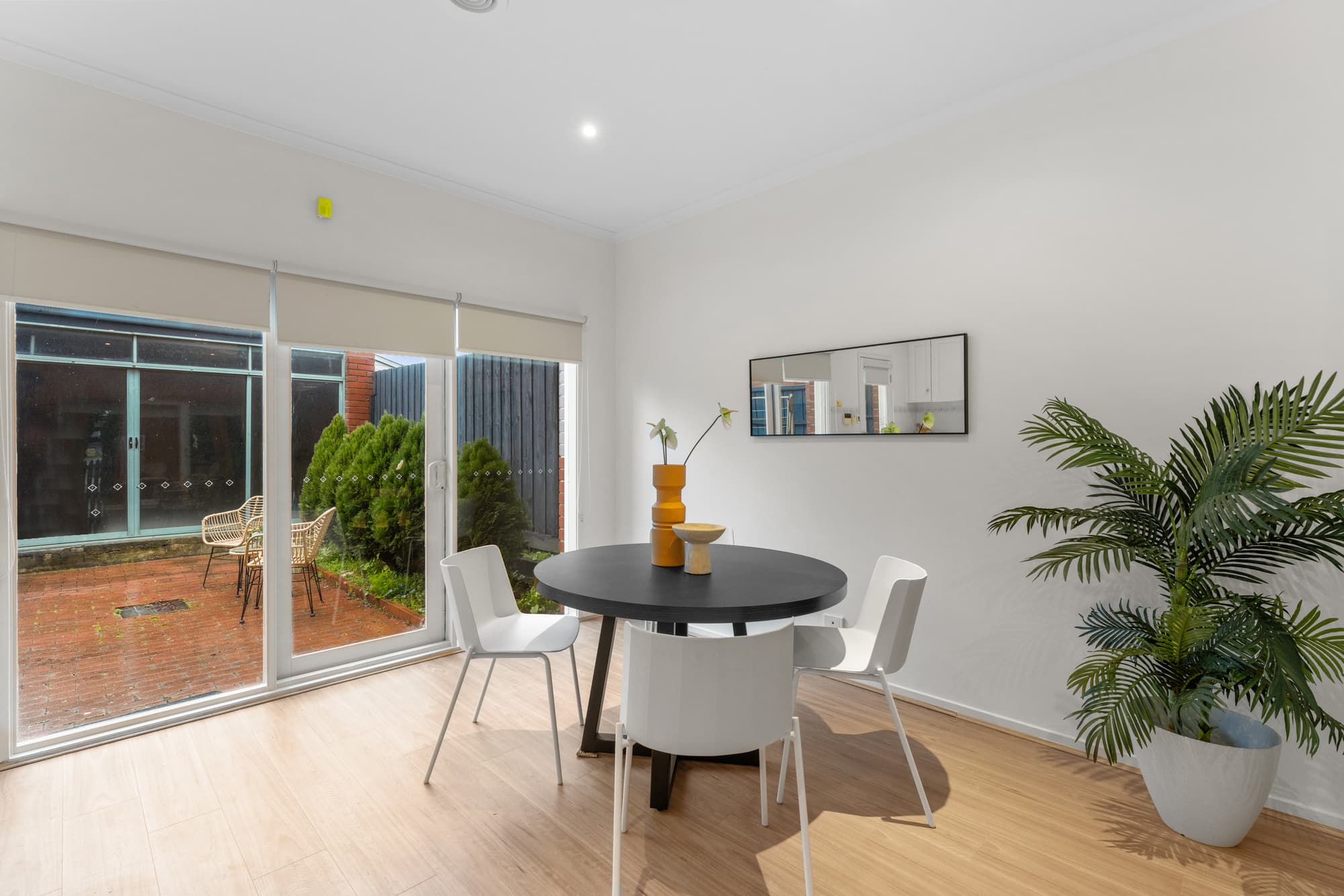 1/16 Graham Place, Box Hill - Thumbnail 4