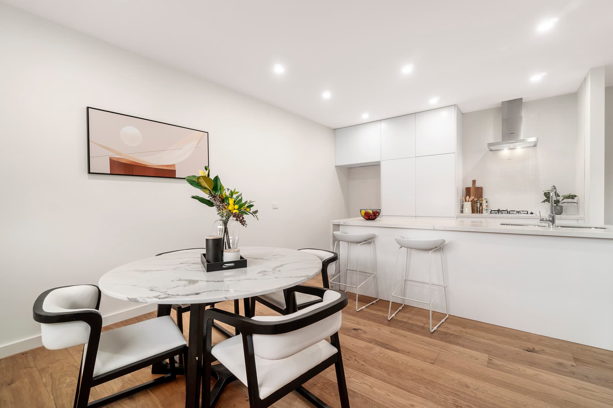 15 Kintore Crescent, Box Hill - Thumbnail 4