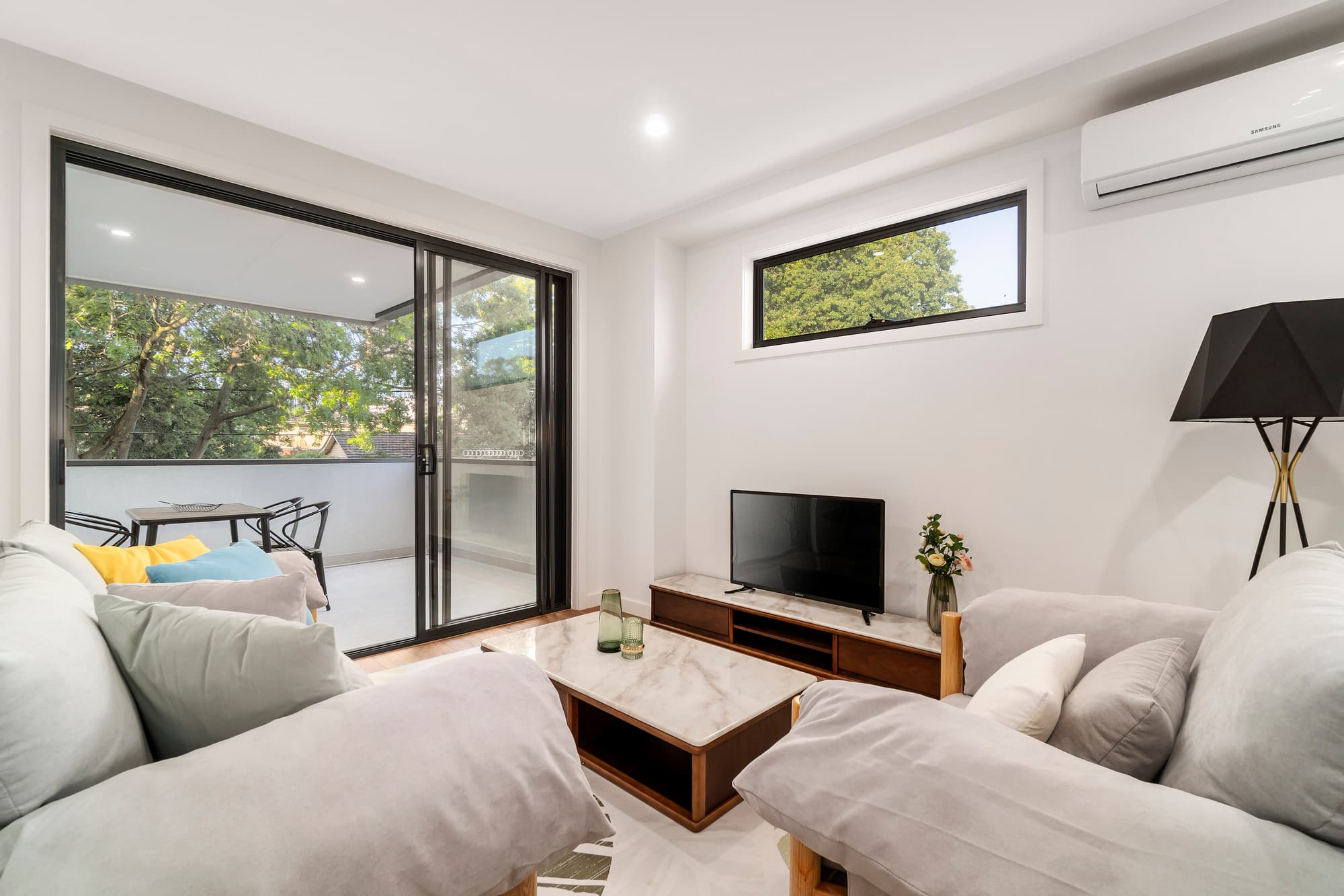 15 Kintore Crescent, Box Hill - Thumbnail 3