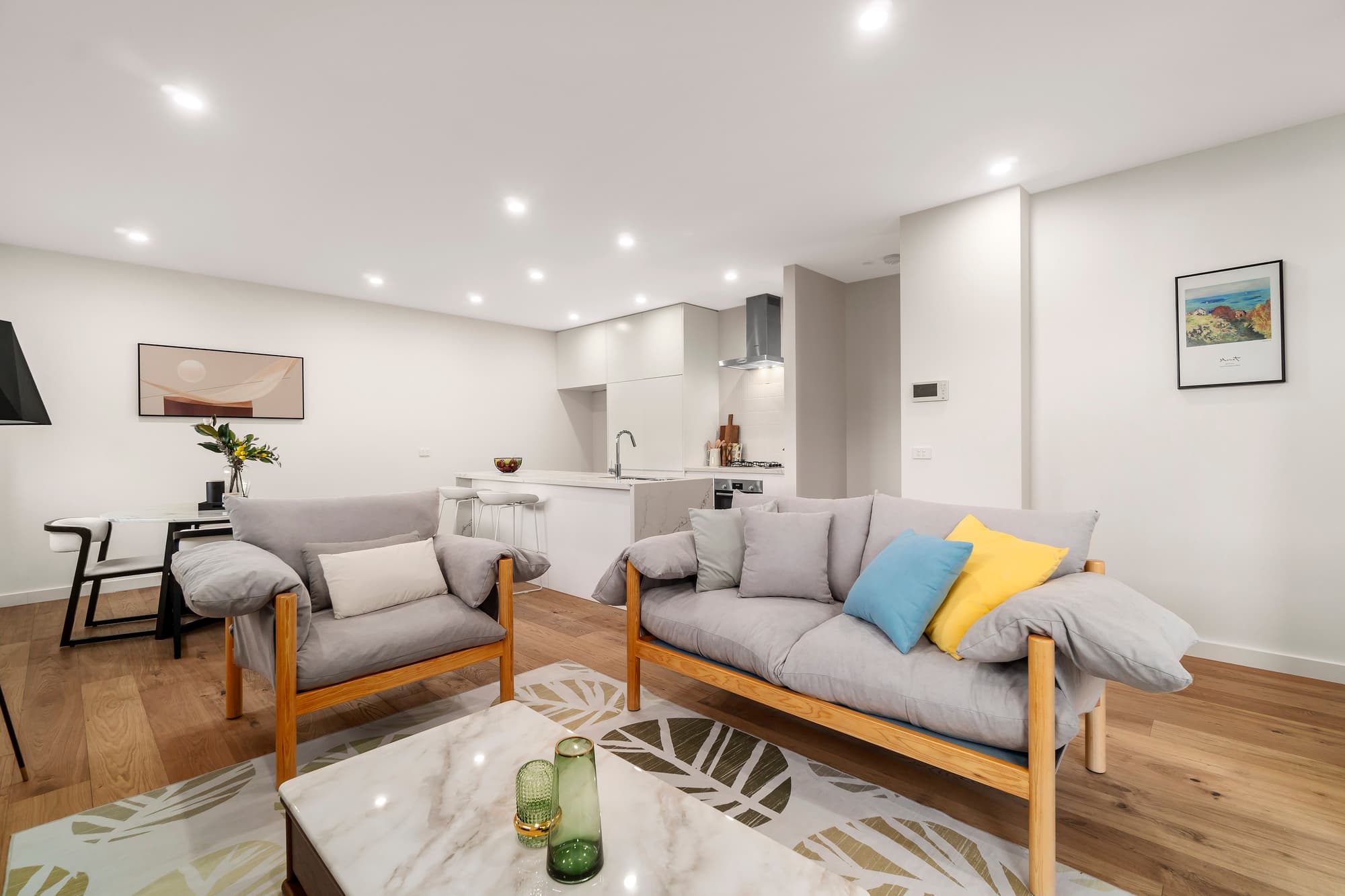 15 Kintore Crescent, Box Hill - Thumbnail 2