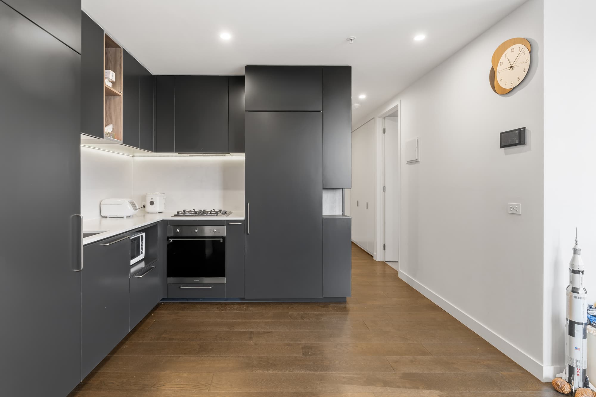 606/9 Ellingworth Parade, Box Hill - Thumbnail 5