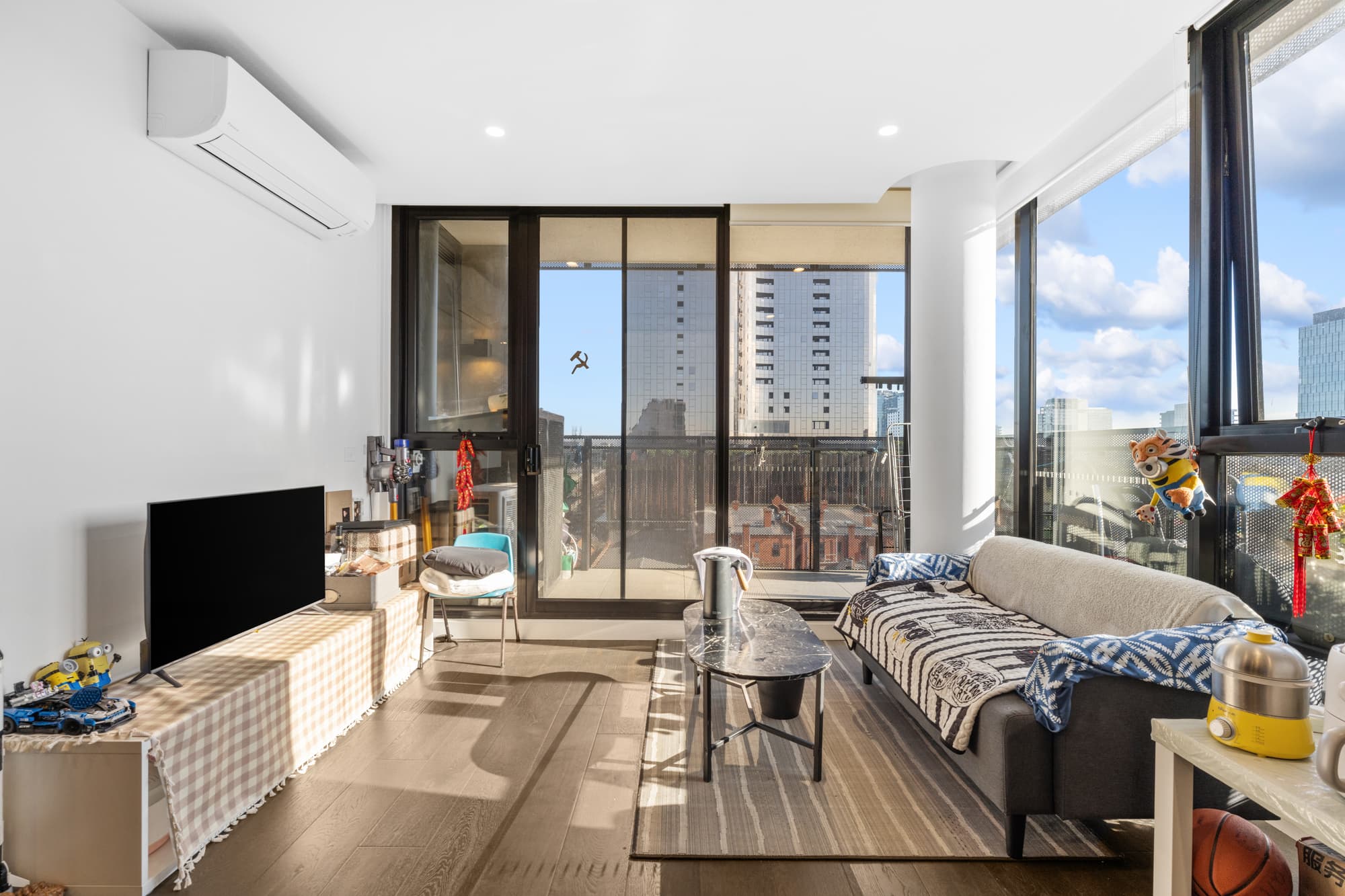 606/9 Ellingworth Parade, Box Hill - Thumbnail 2