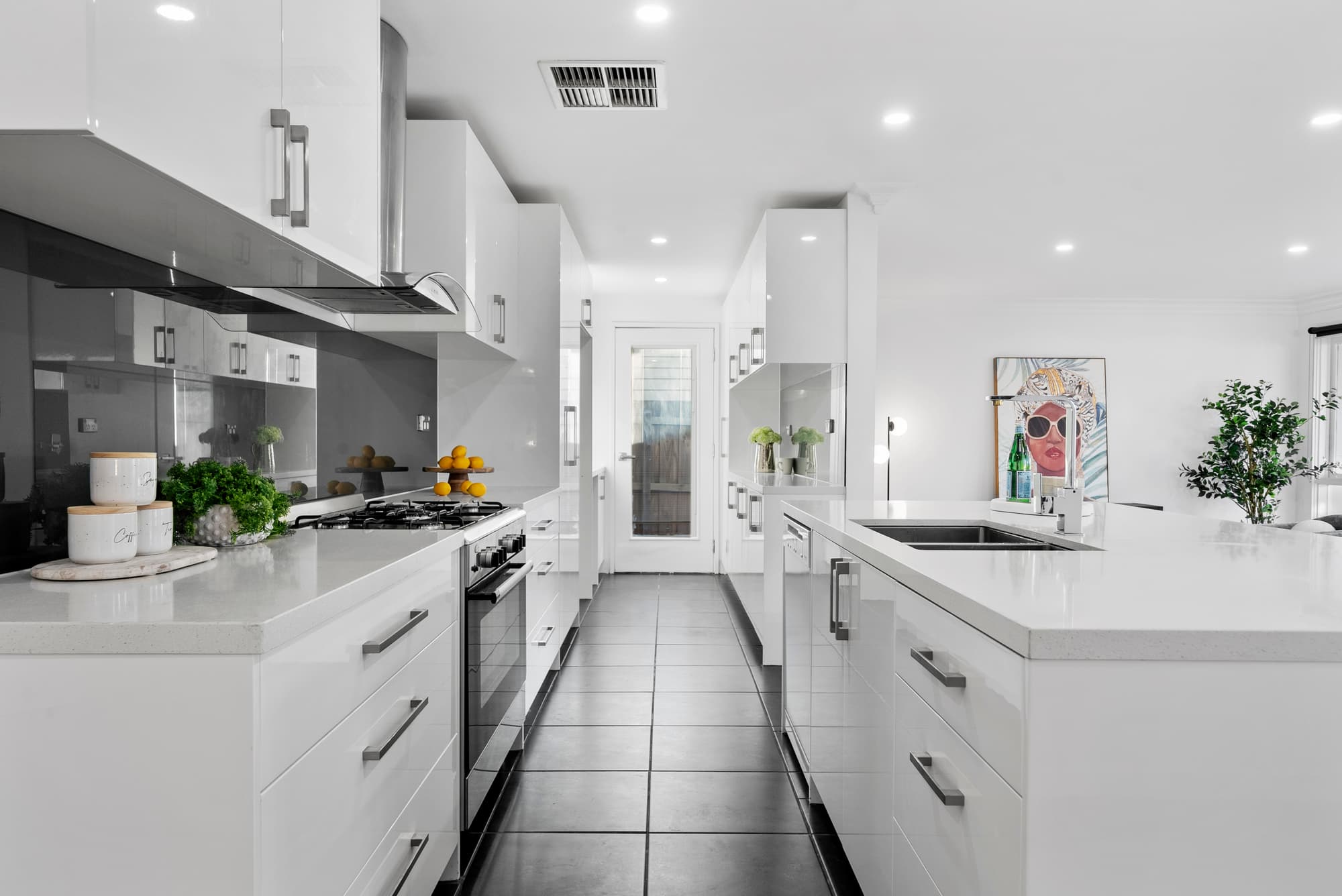 329 Springfield Road, Nunawading - Thumbnail 4