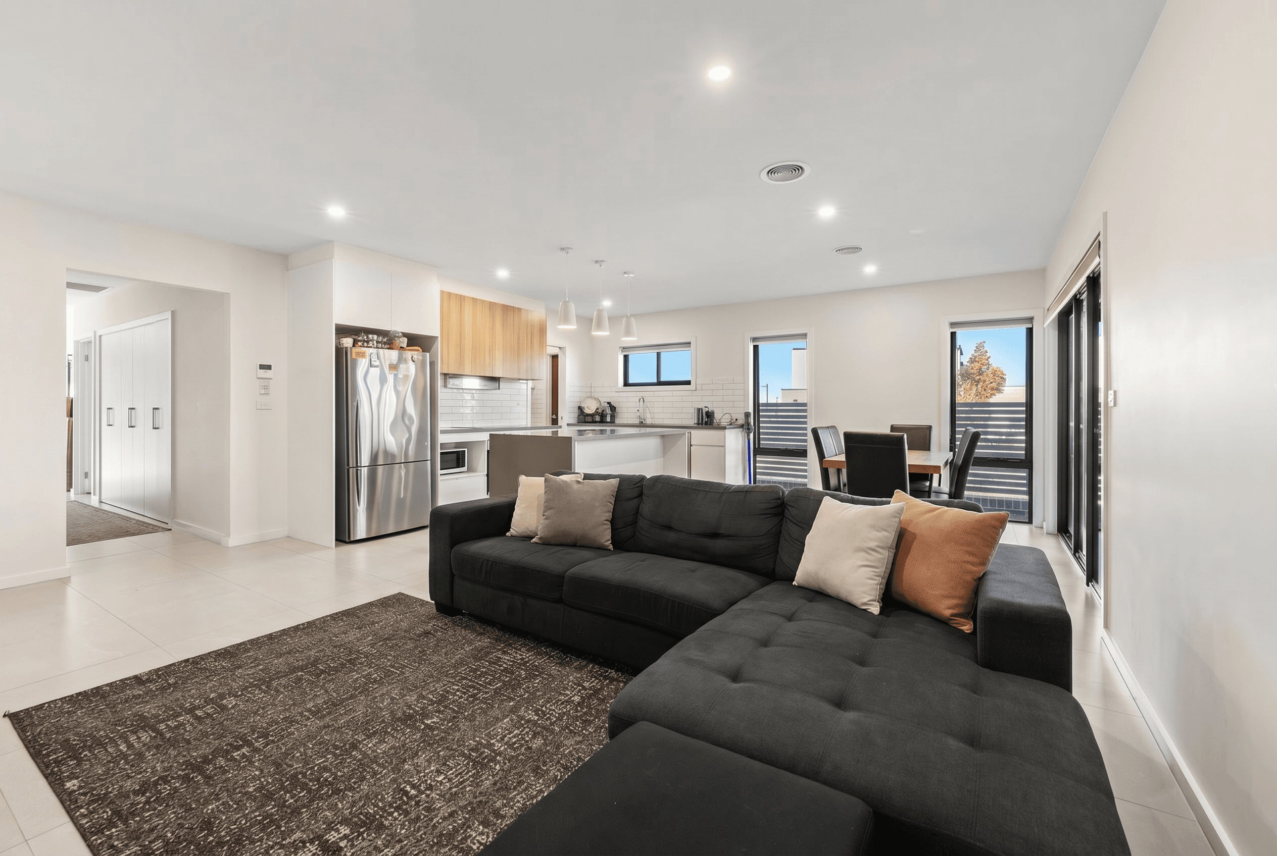 214 Robin Boyd Crescent, Taylor - Thumbnail 3