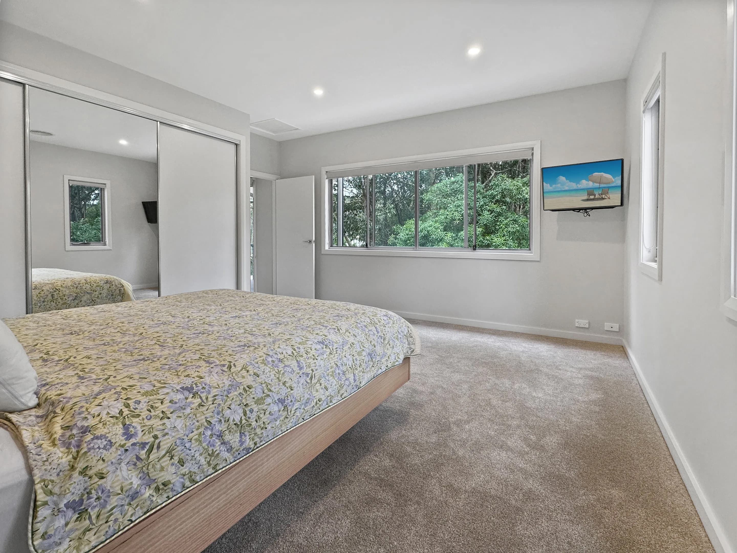 4B High View Avenue, Surf Beach - Thumbnail 8