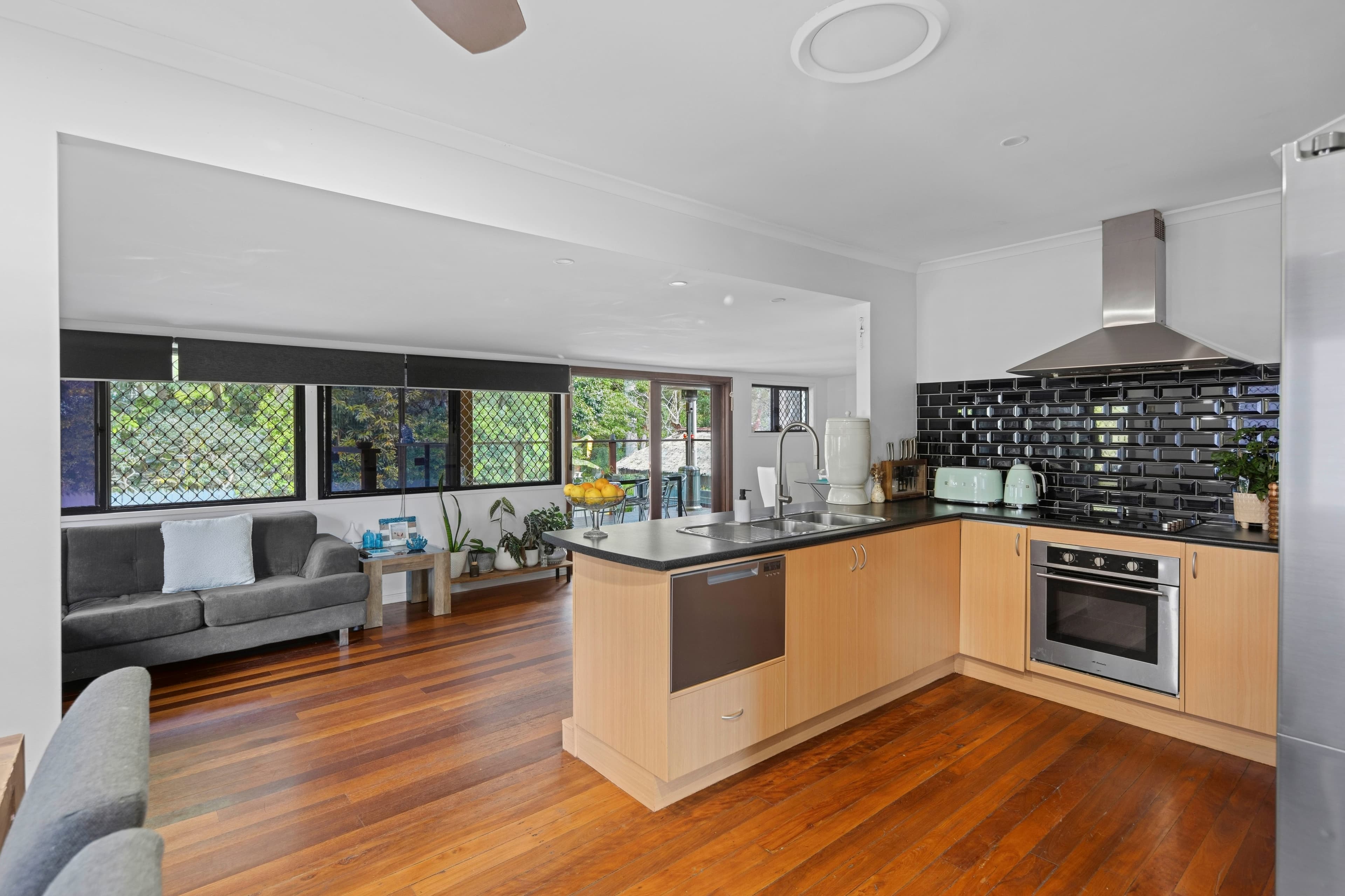 58 Beckwith Street, Ormiston, Ormiston - Thumbnail 2