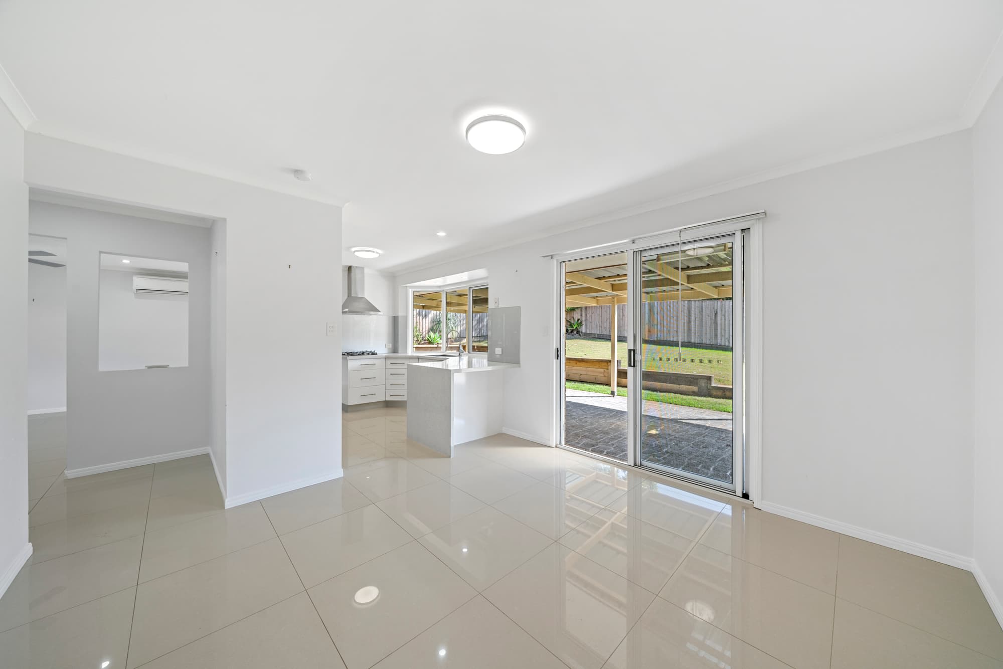 542 Old Cleveland Road East, Birkdale, Birkdale - Thumbnail 5