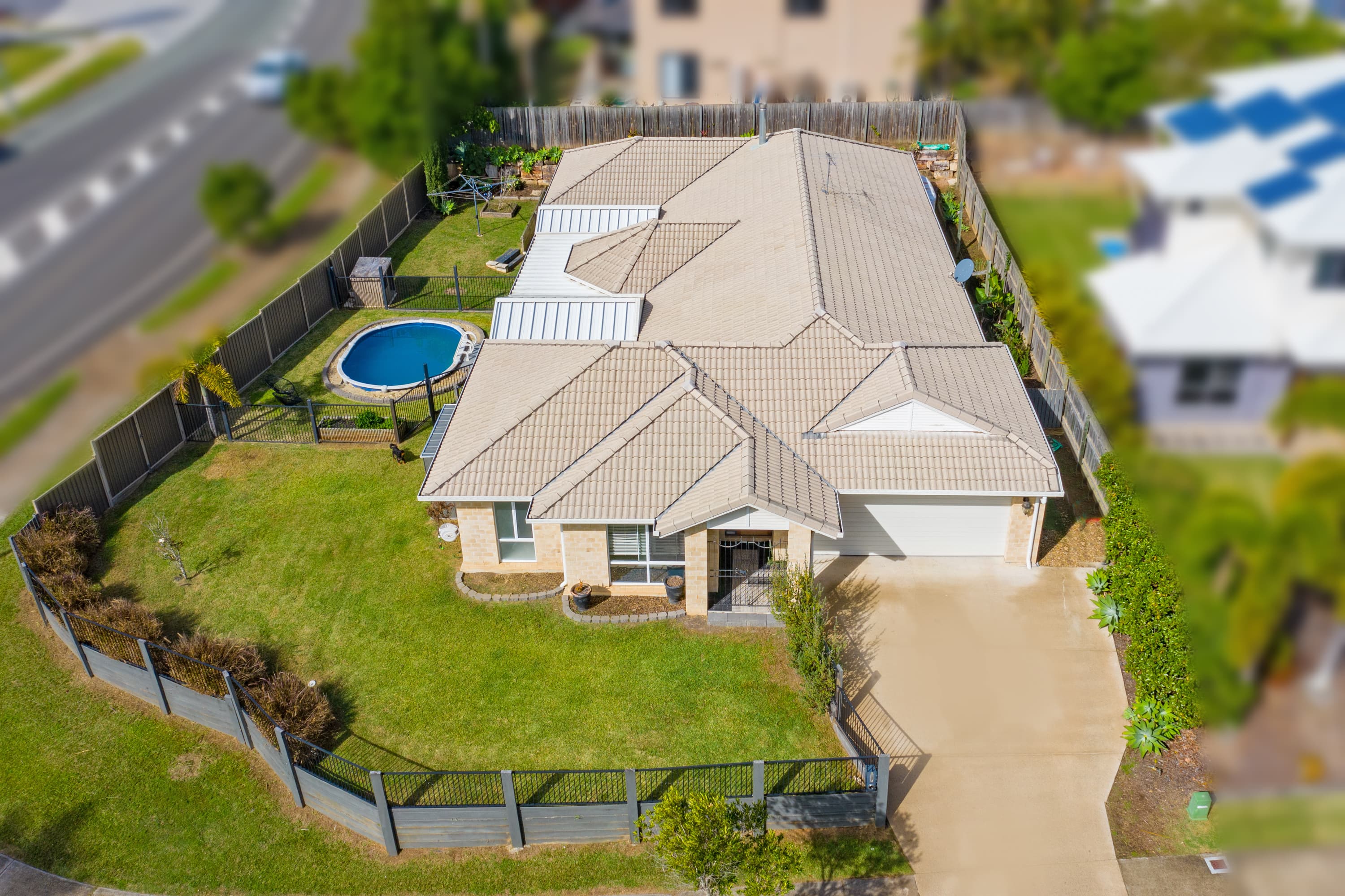 2 Valencia Springs Drive, Redland Bay, Redland Bay - Image 1