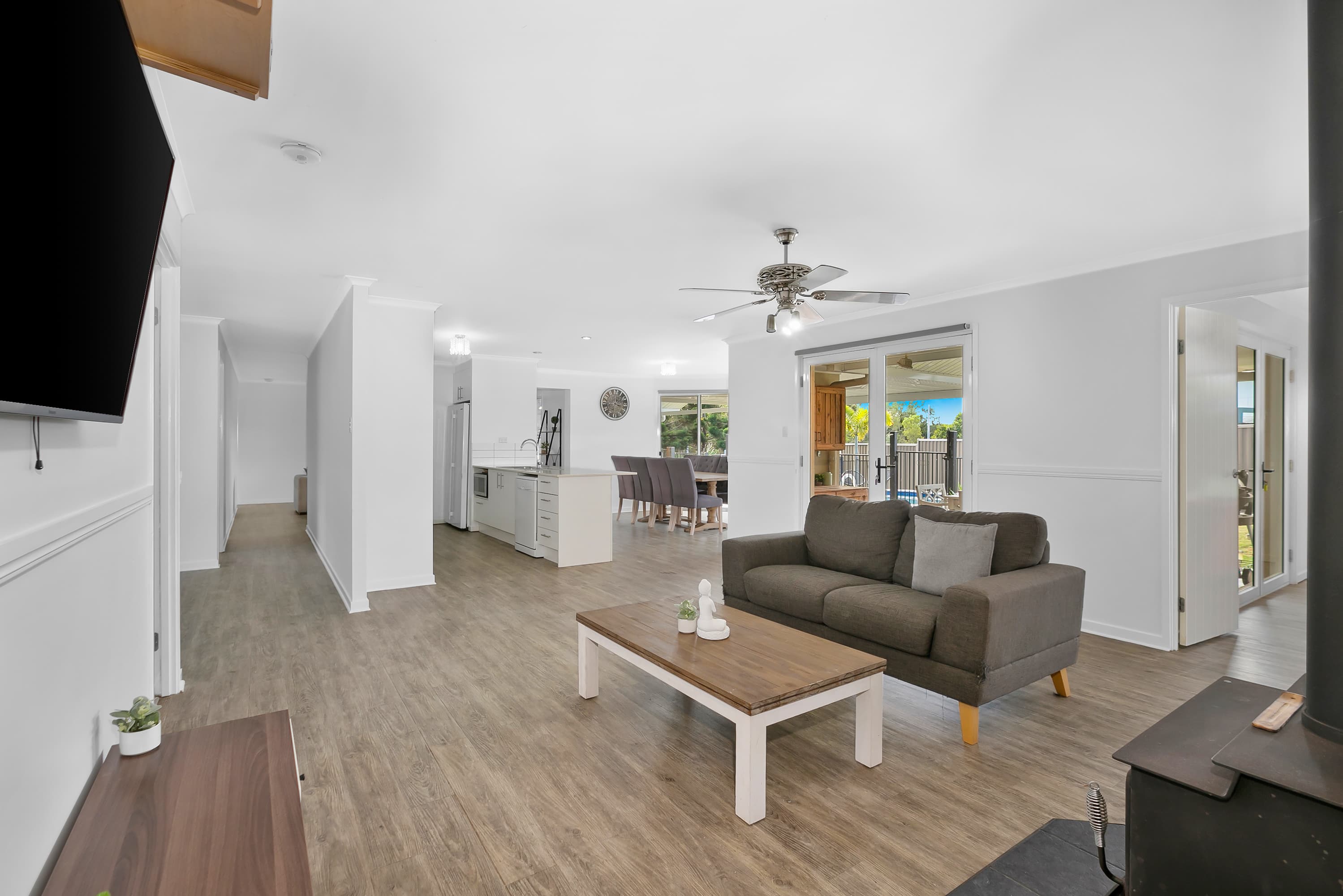 2 Valencia Springs Drive, Redland Bay, Redland Bay - Thumbnail 5