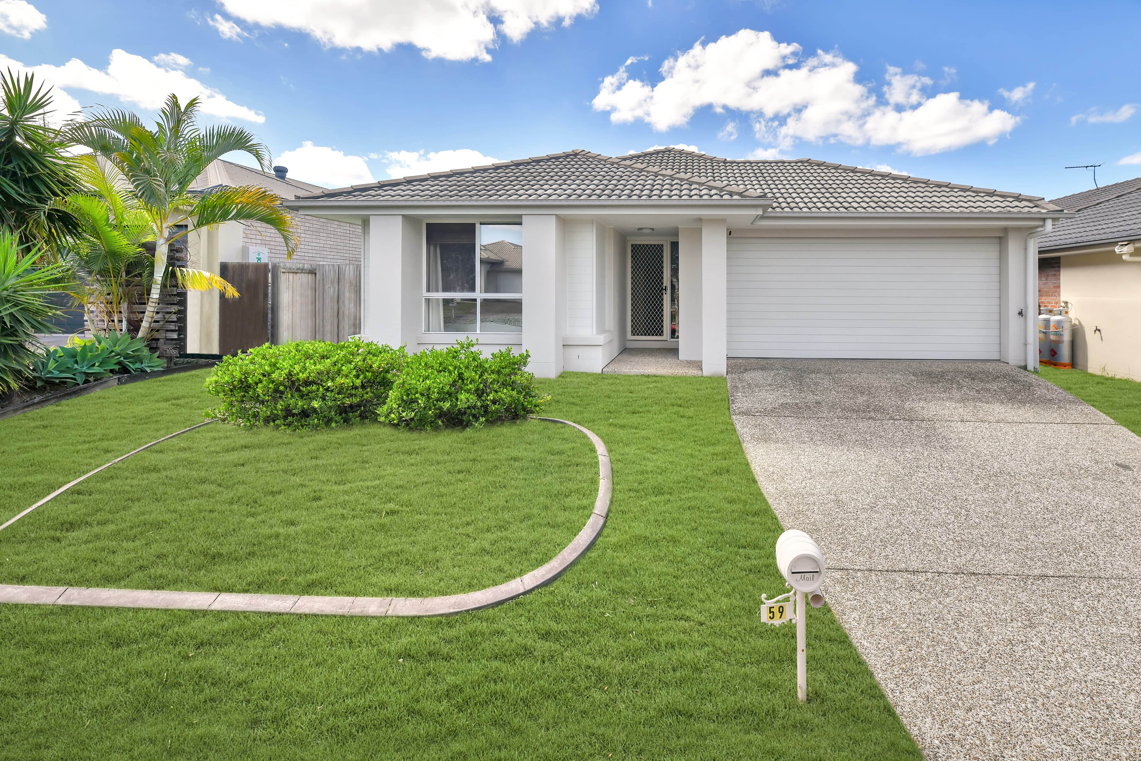 59 Valentine Circuit, Augustine Heights, Augustine Heights - Image 1