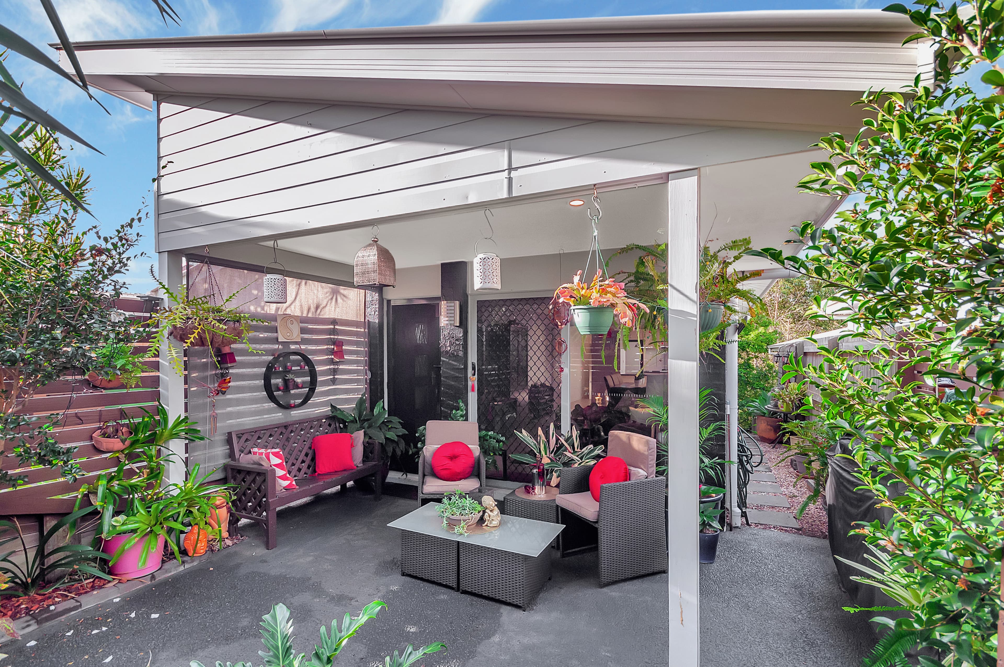 49 Emerald Crescent, Springfield, Springfield - Thumbnail 2