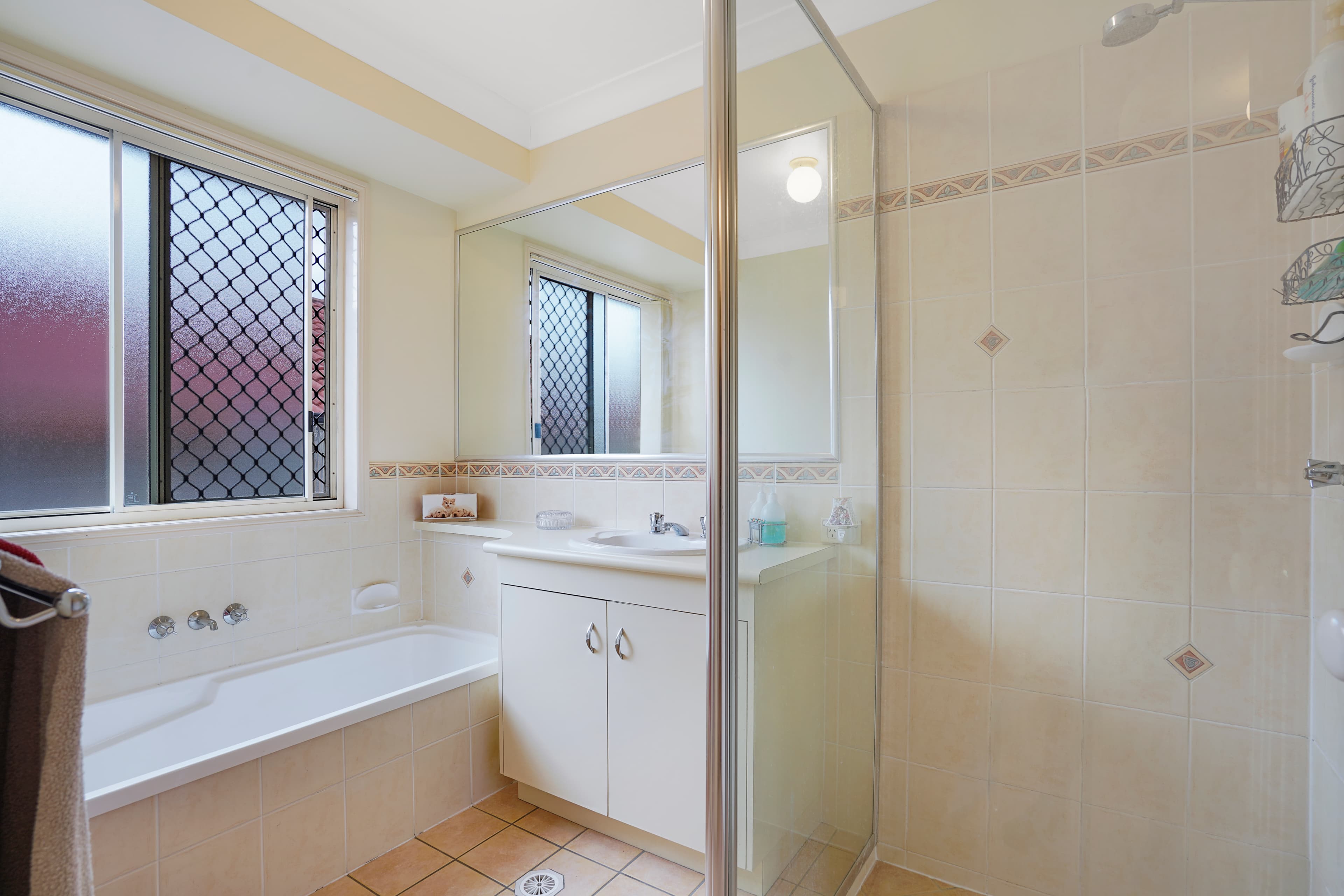 4 Macchion Close, Wakerley, Wakerley - Thumbnail 8