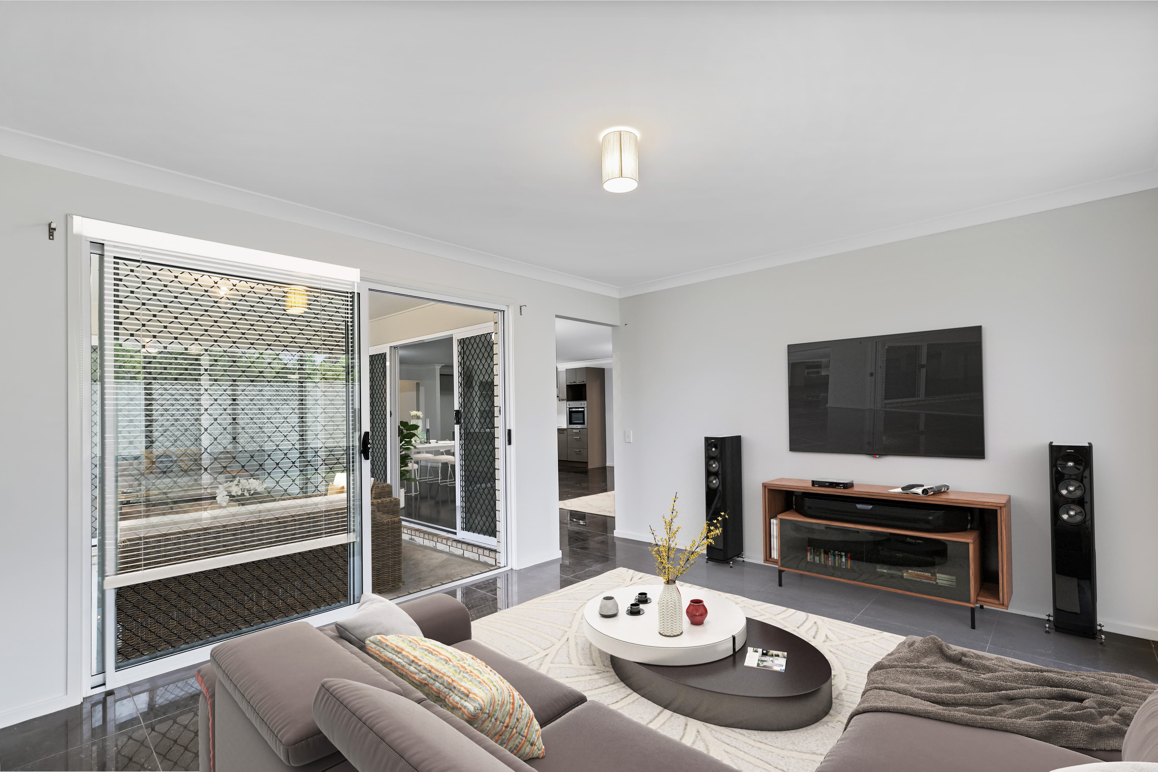 10 Baybreeze Close, Deception Bay, Deception Bay - Thumbnail 2