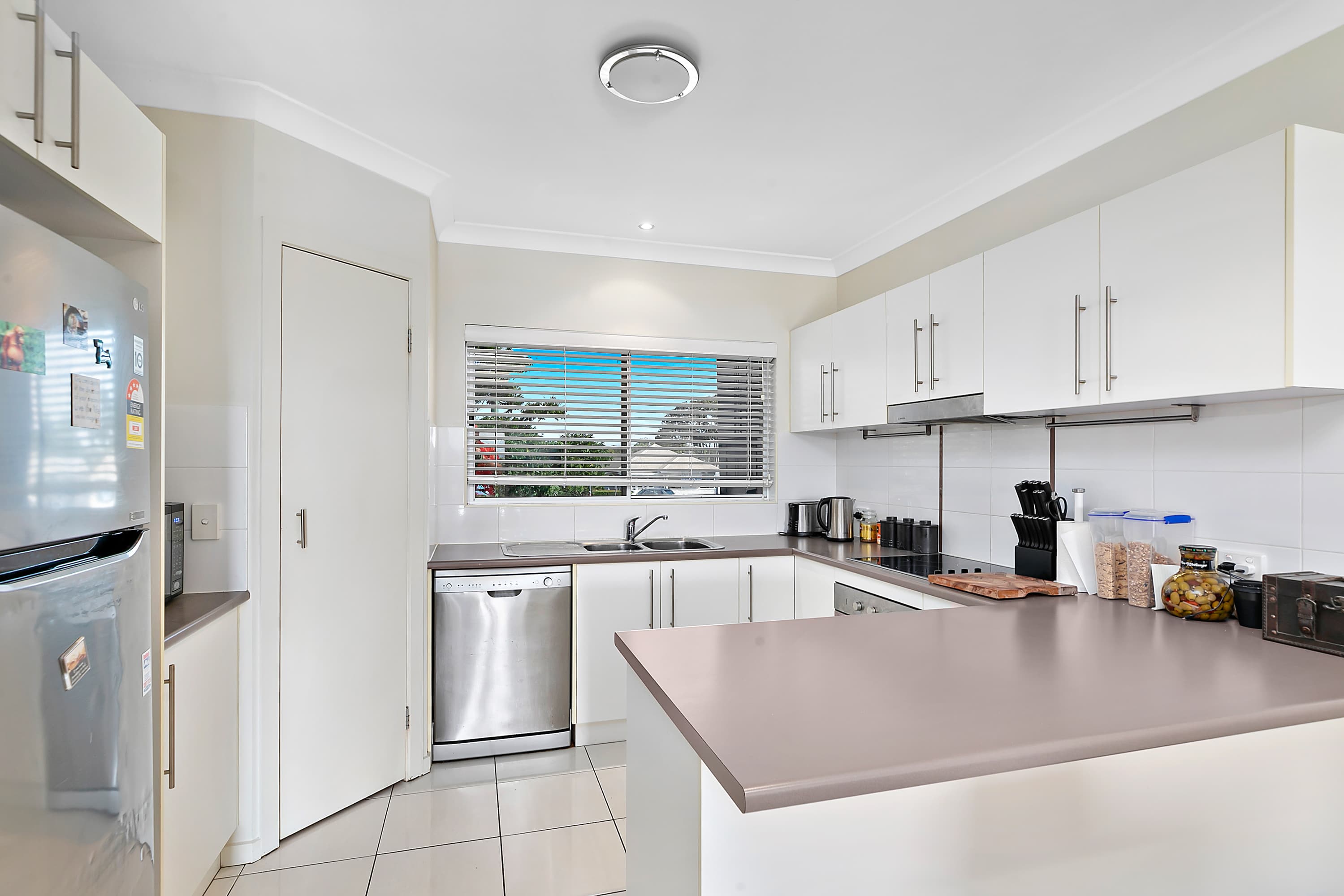 Unit 11/4 Clayton Court, Thornlands, Thornlands - Thumbnail 2