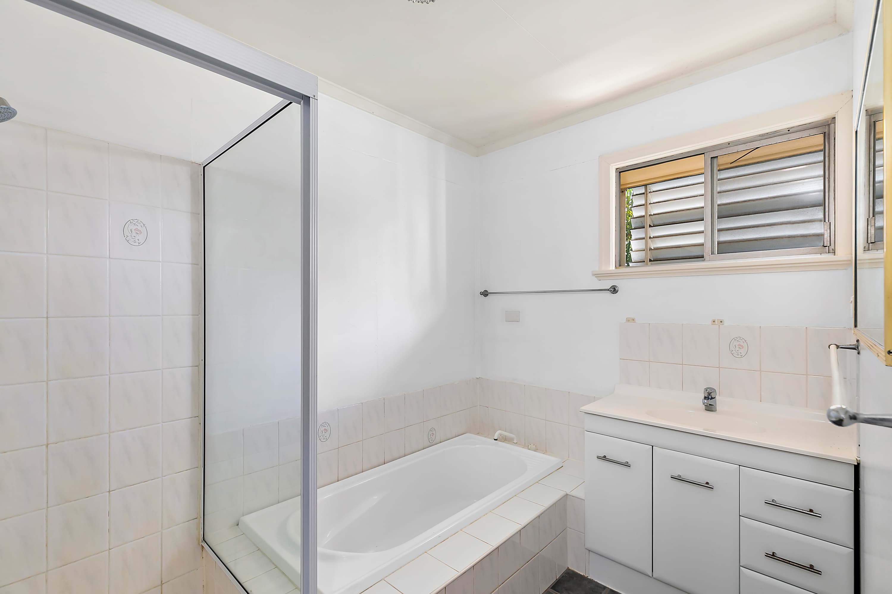 60 Greta Street, Manly West, Manly West - Thumbnail 8