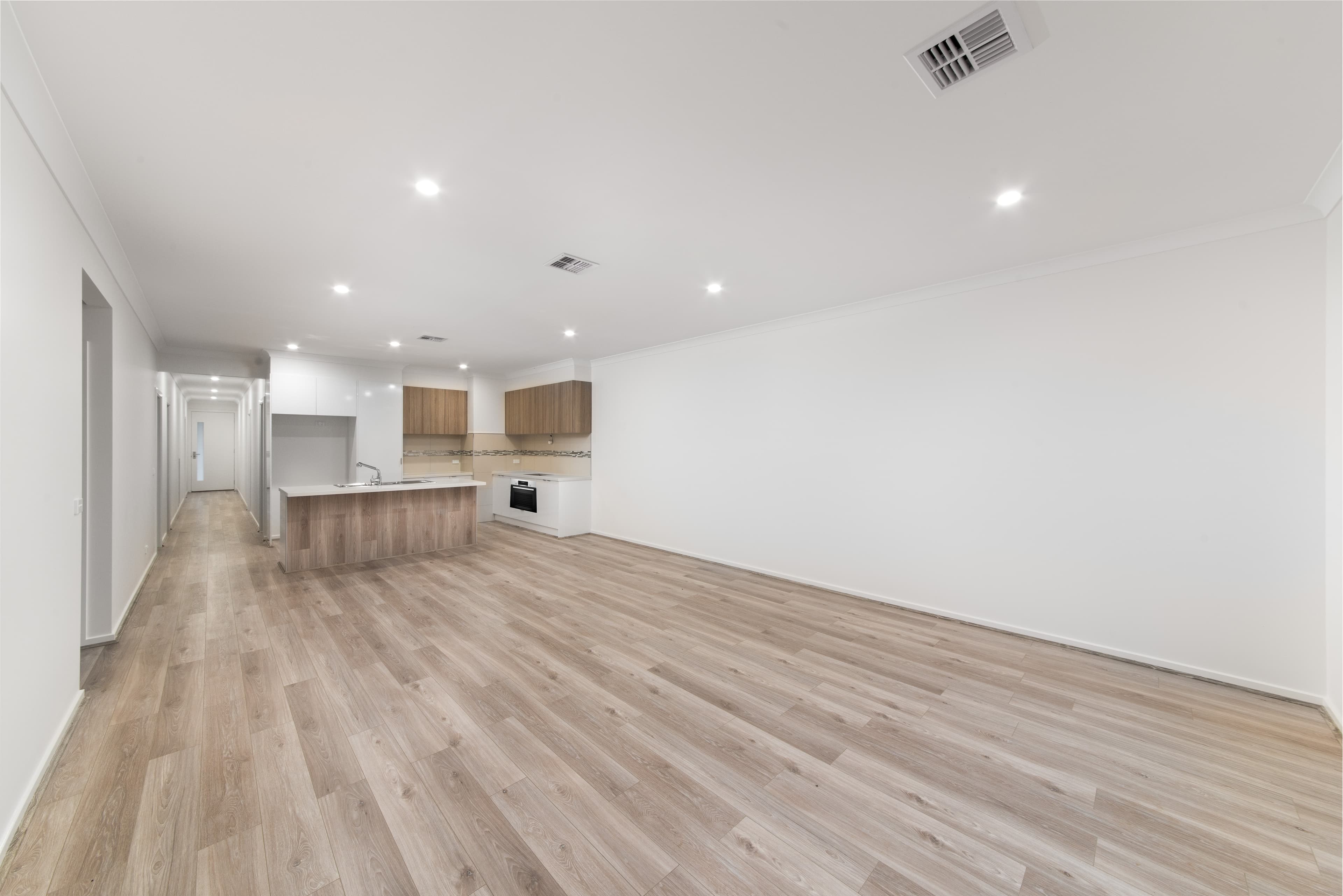 51 Rockingham Circuit, Harkness, Harkness - Thumbnail 3